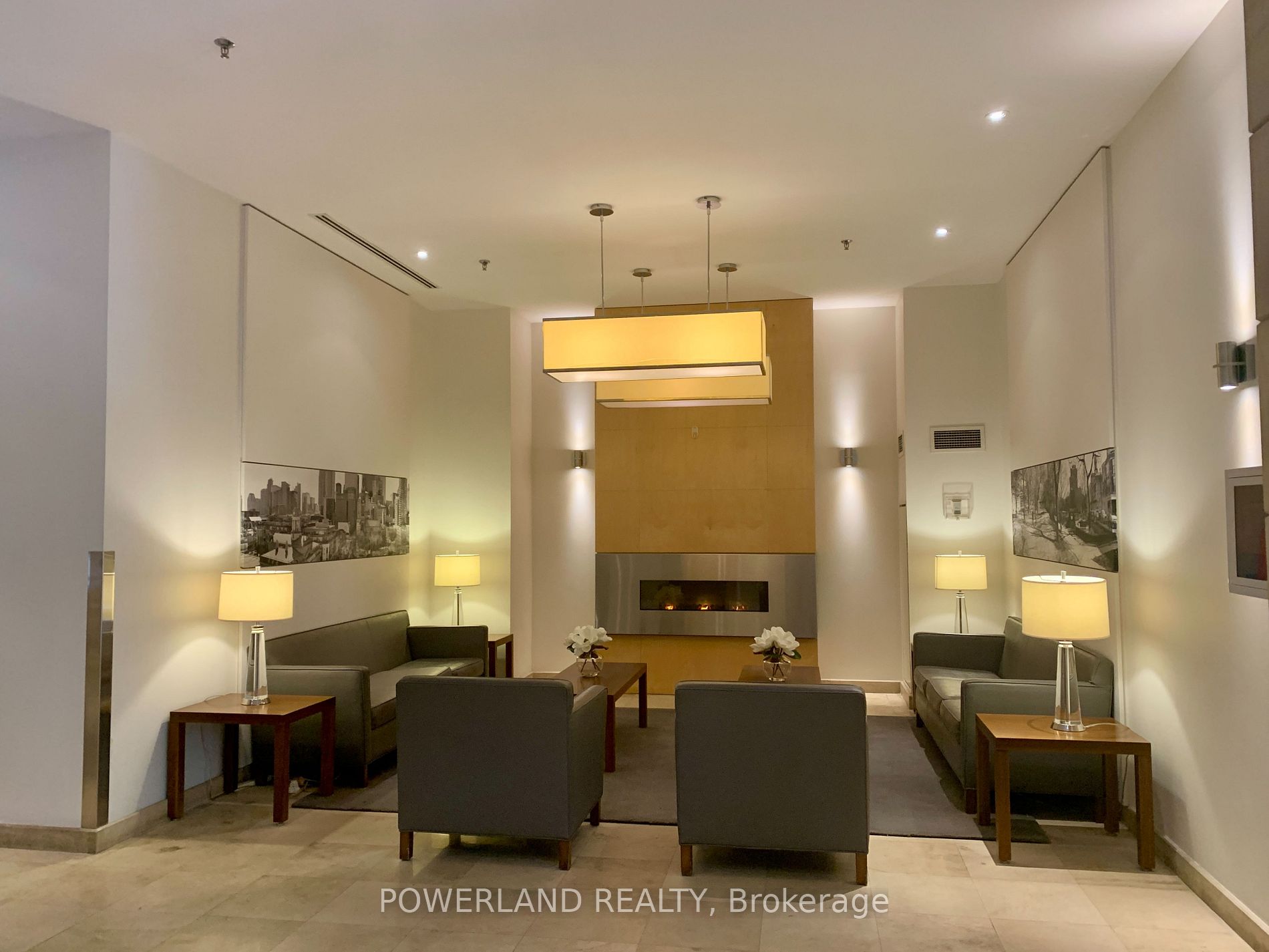 168 King St E, #603