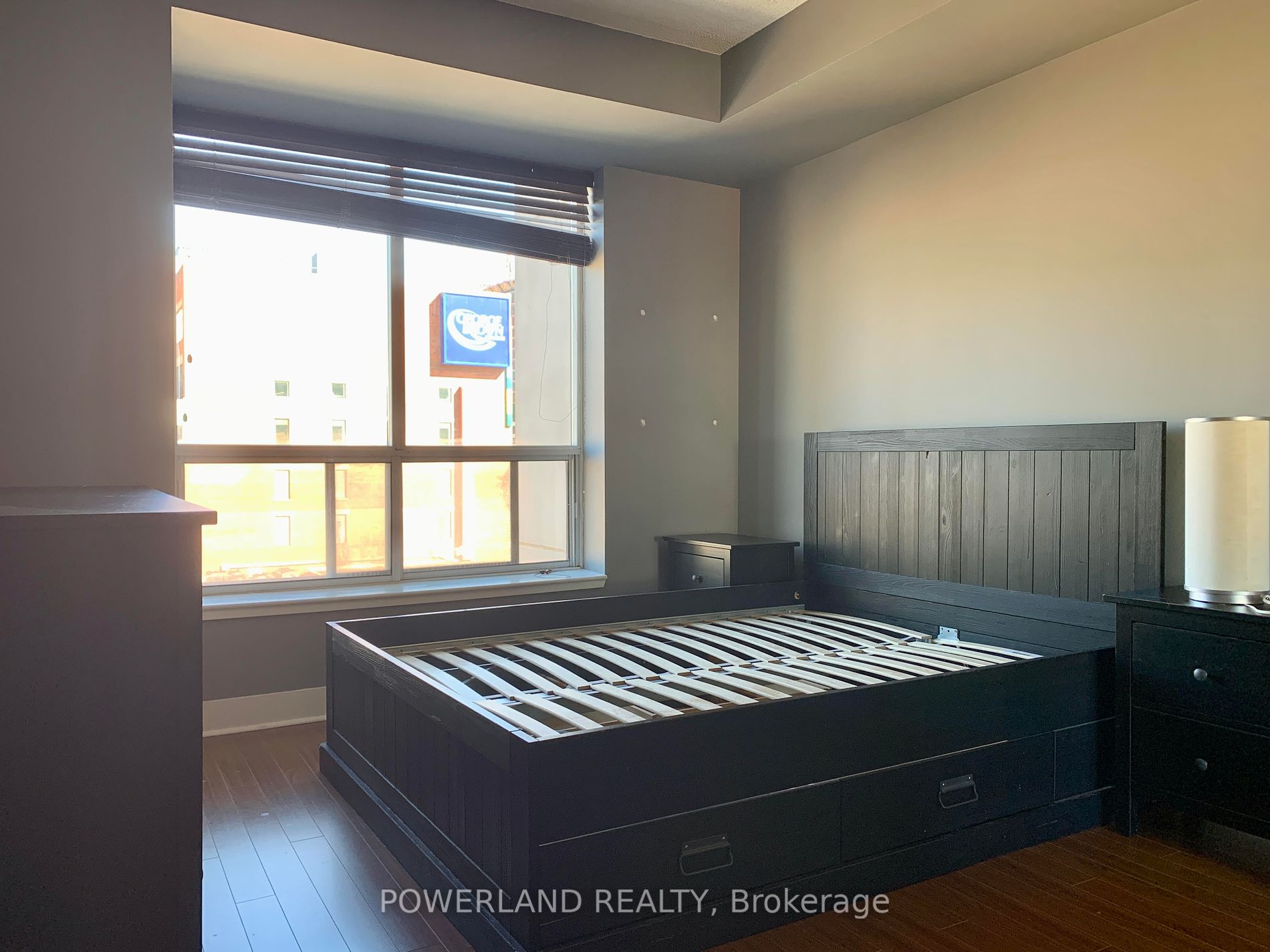 168 King St E, #603