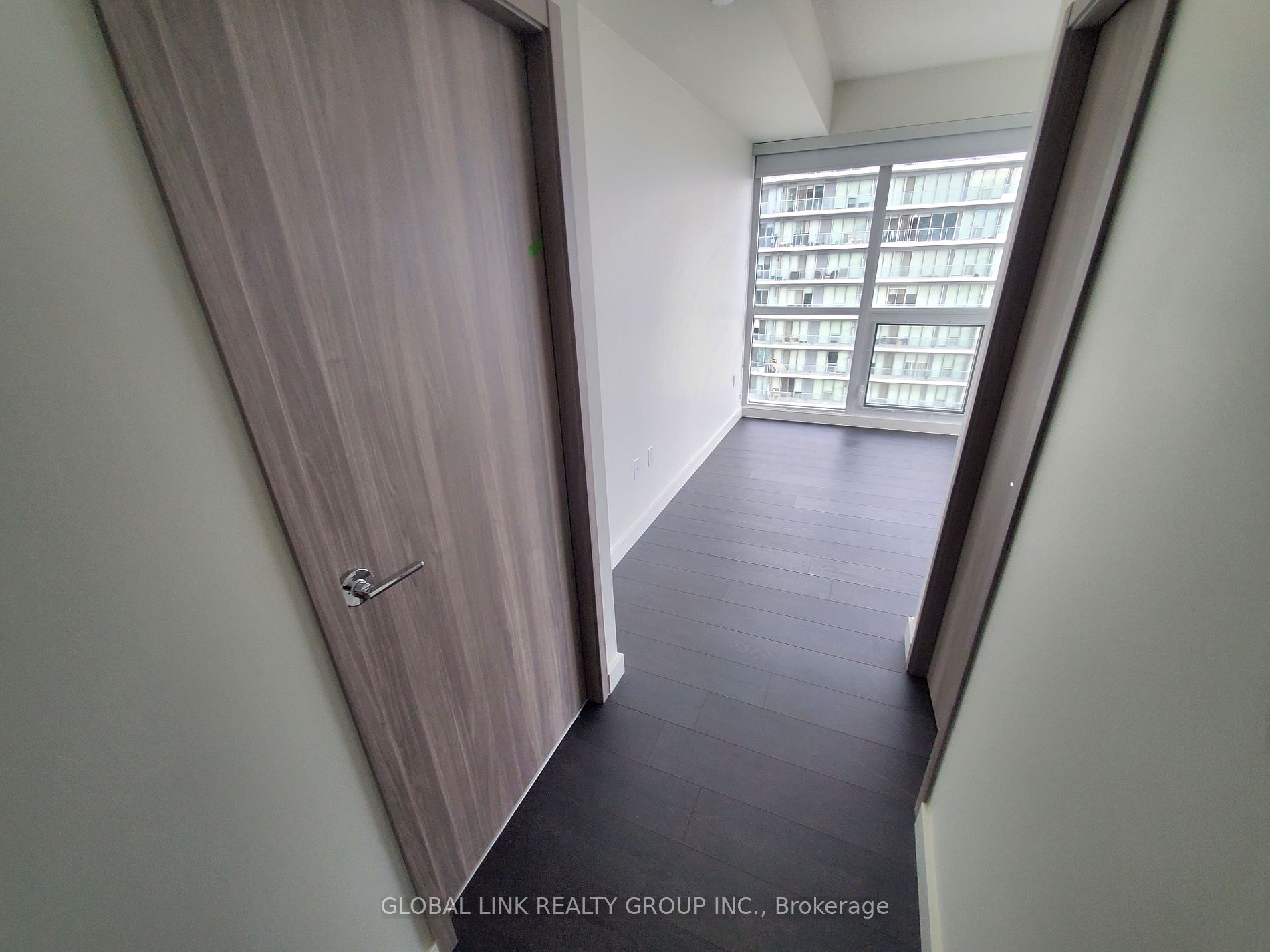 95 MCMAHON Dr, #3502