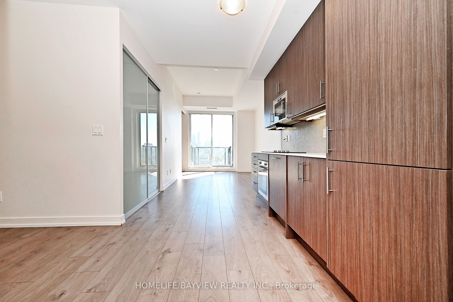 297 College St, #1009