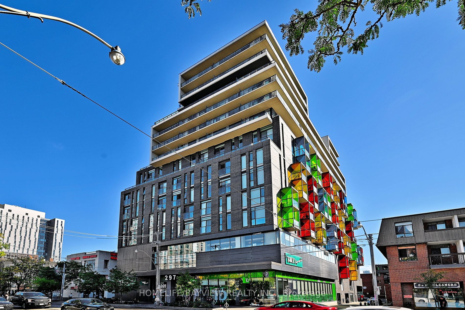 297 College St, #1009
