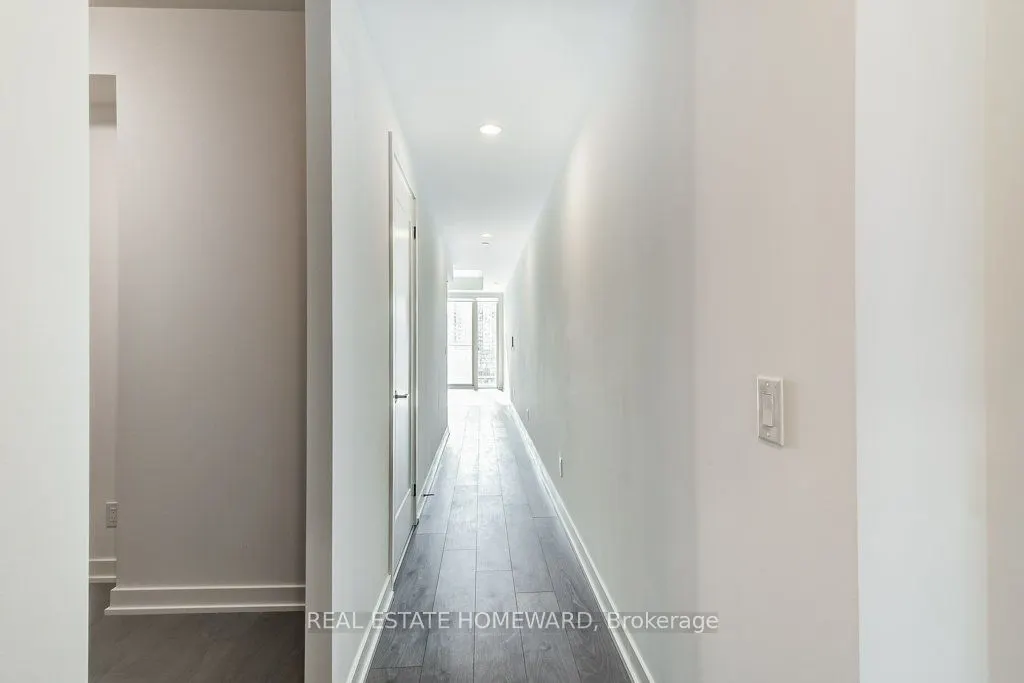 5 Defries St, #819