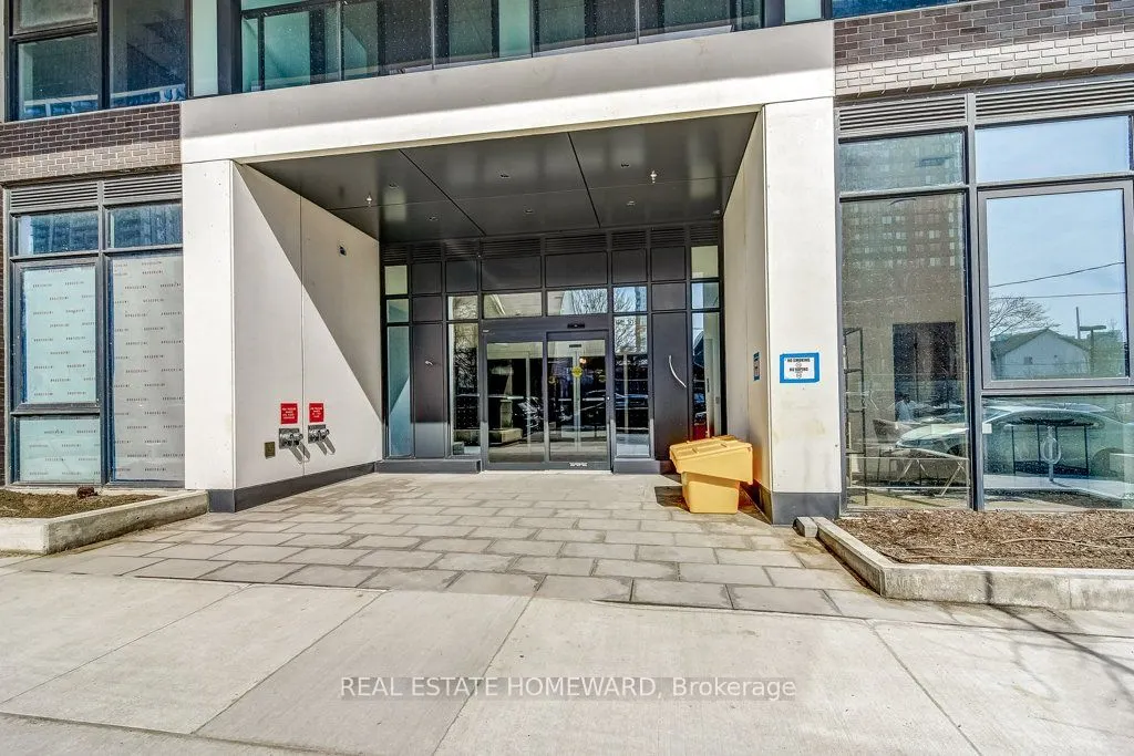 5 Defries St, #819