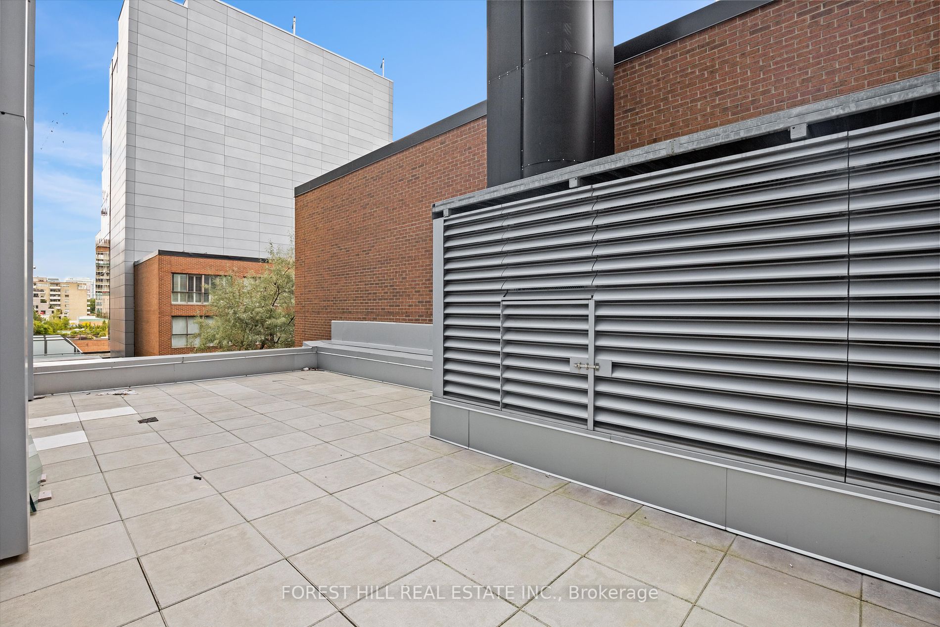 188 Cumberland St, #604