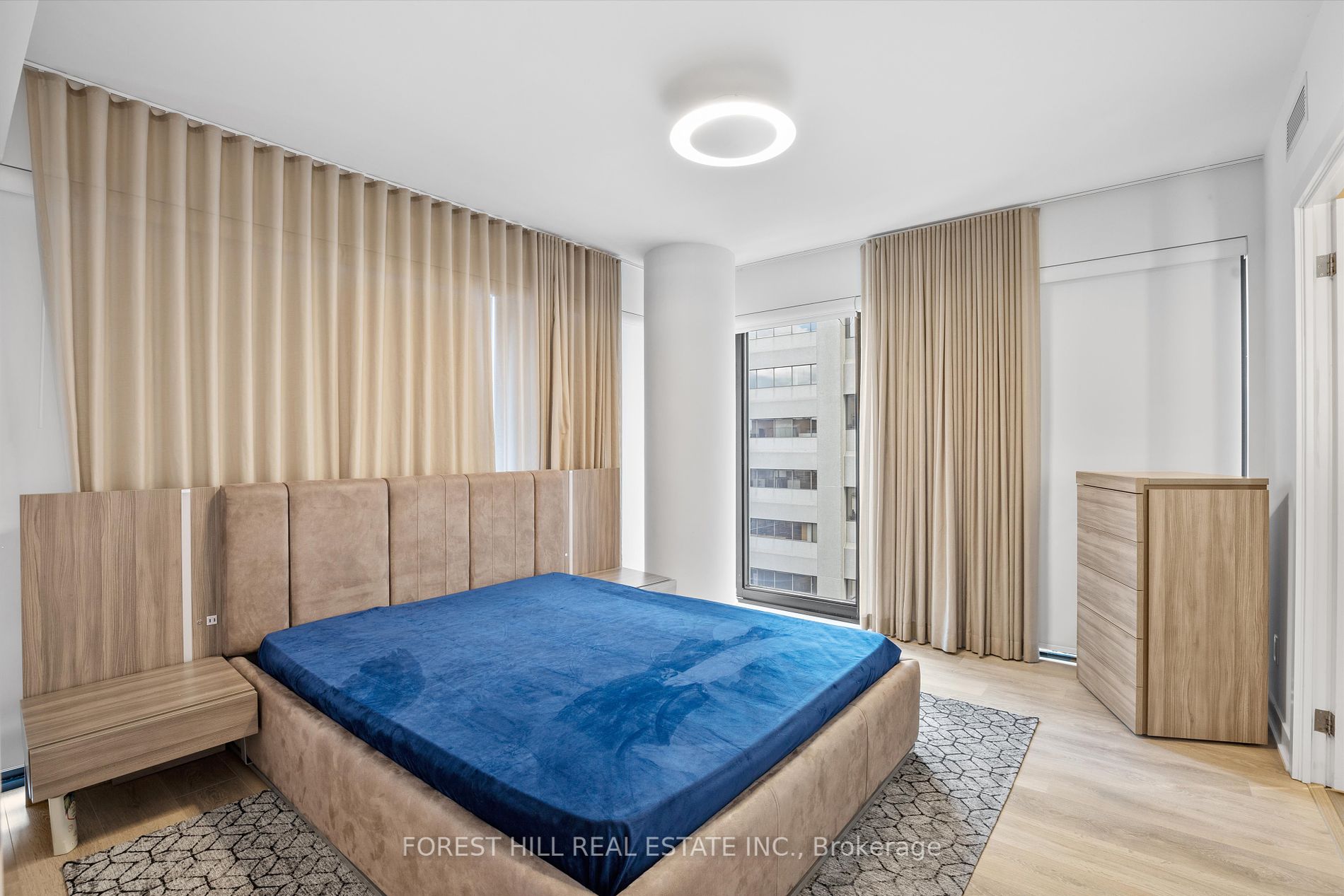 188 Cumberland St, #604