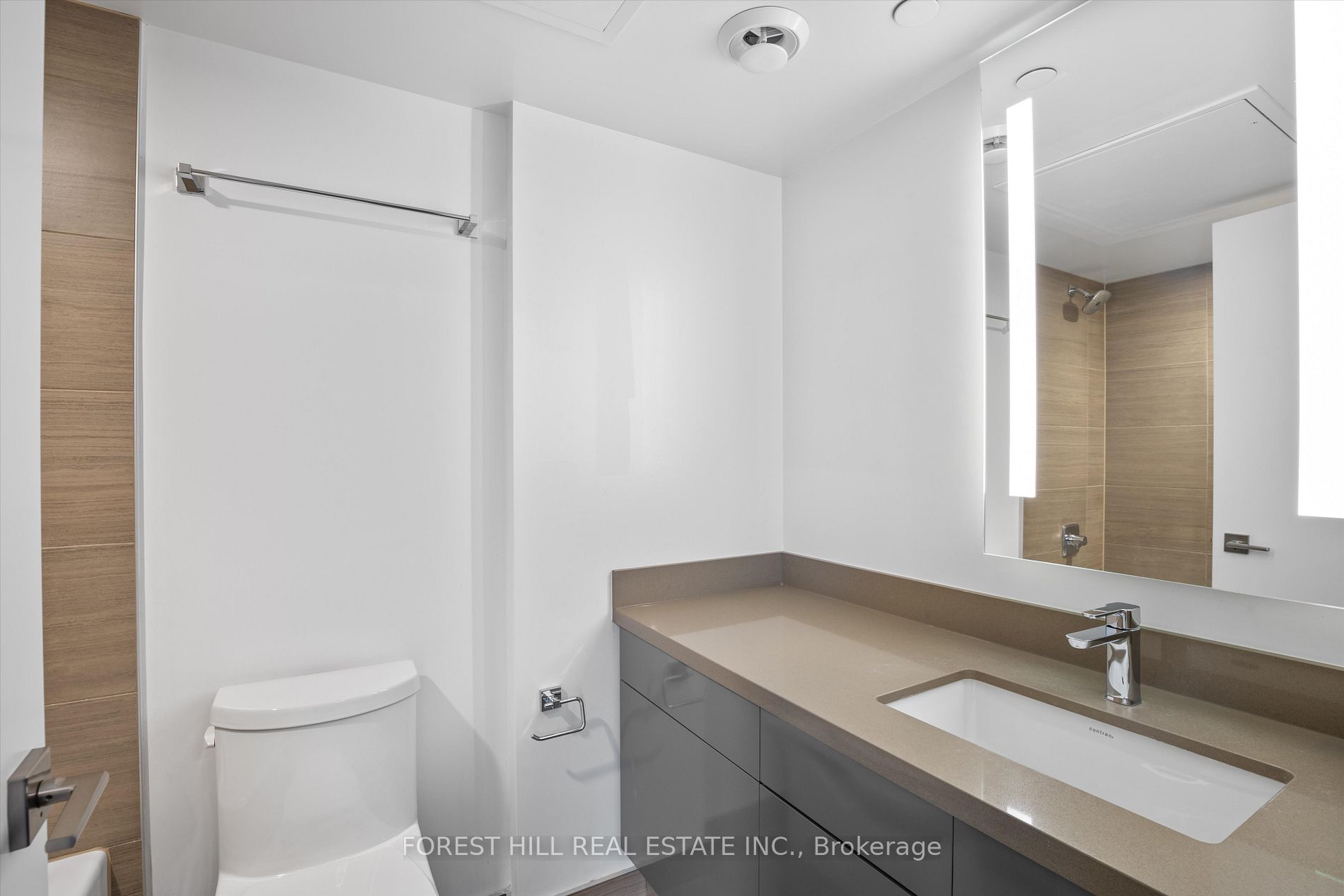 188 Cumberland St, #604