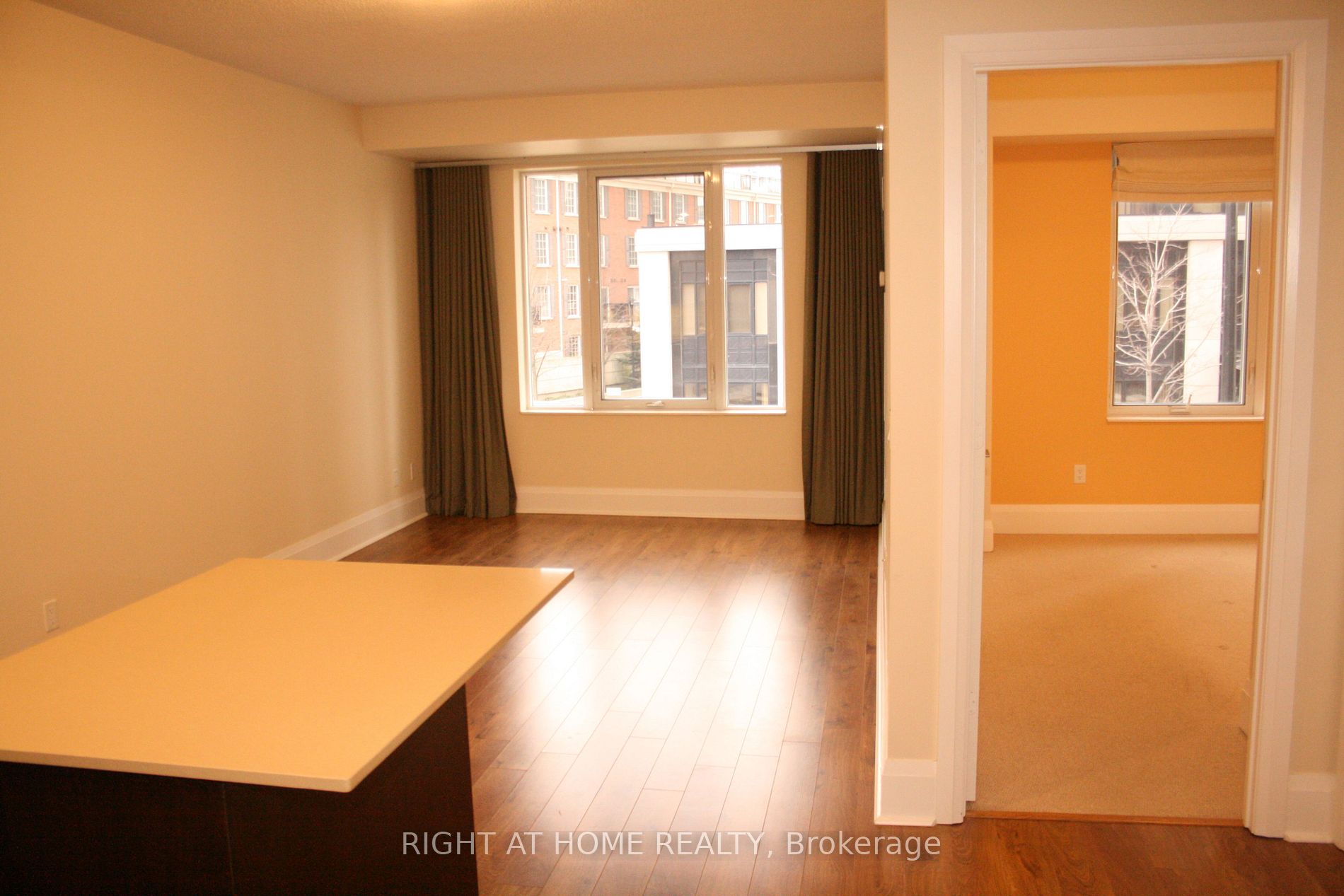 100 Harrison Garden Blvd N, #211