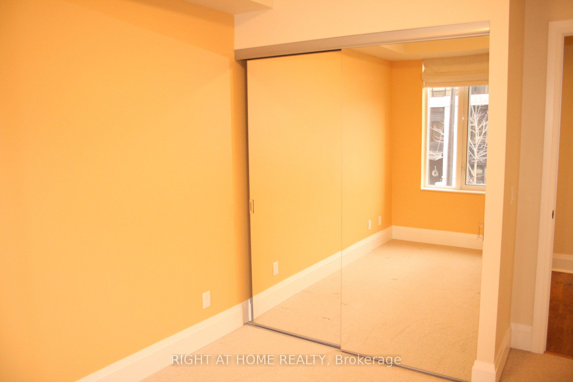 100 Harrison Garden Blvd N, #211