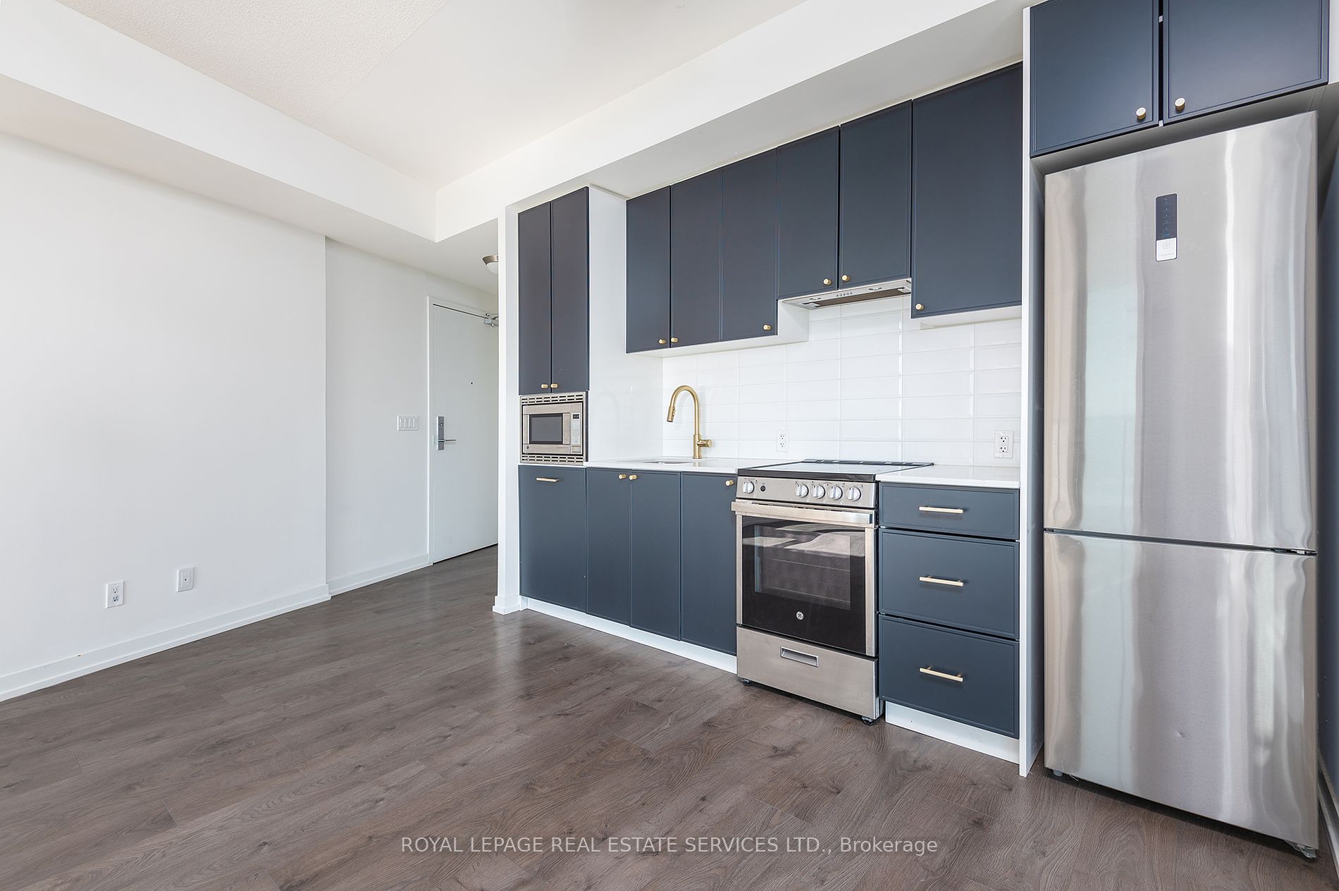 49 East Liberty St, #1802
