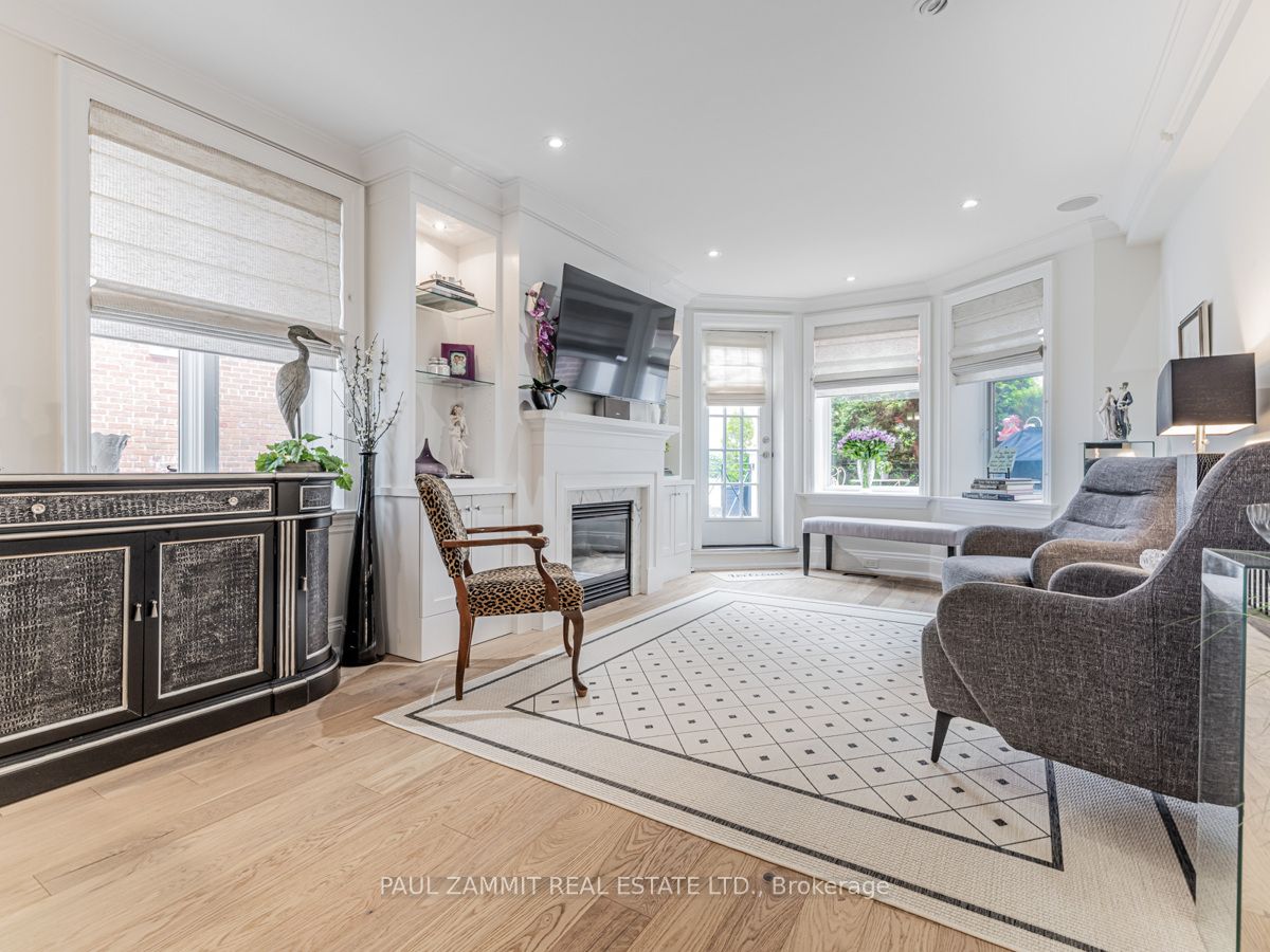 317 Lonsdale Rd, #1B