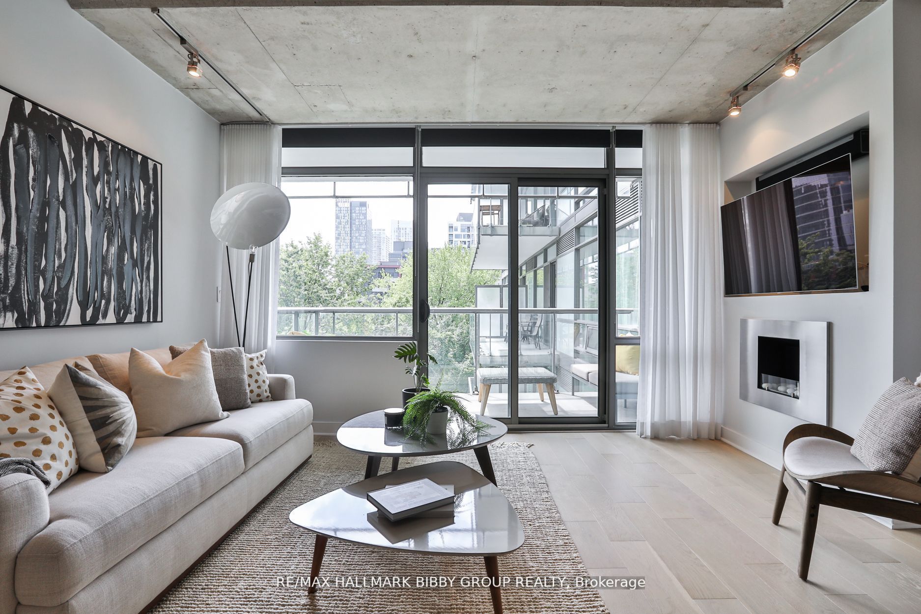 55 Stewart St, #637
