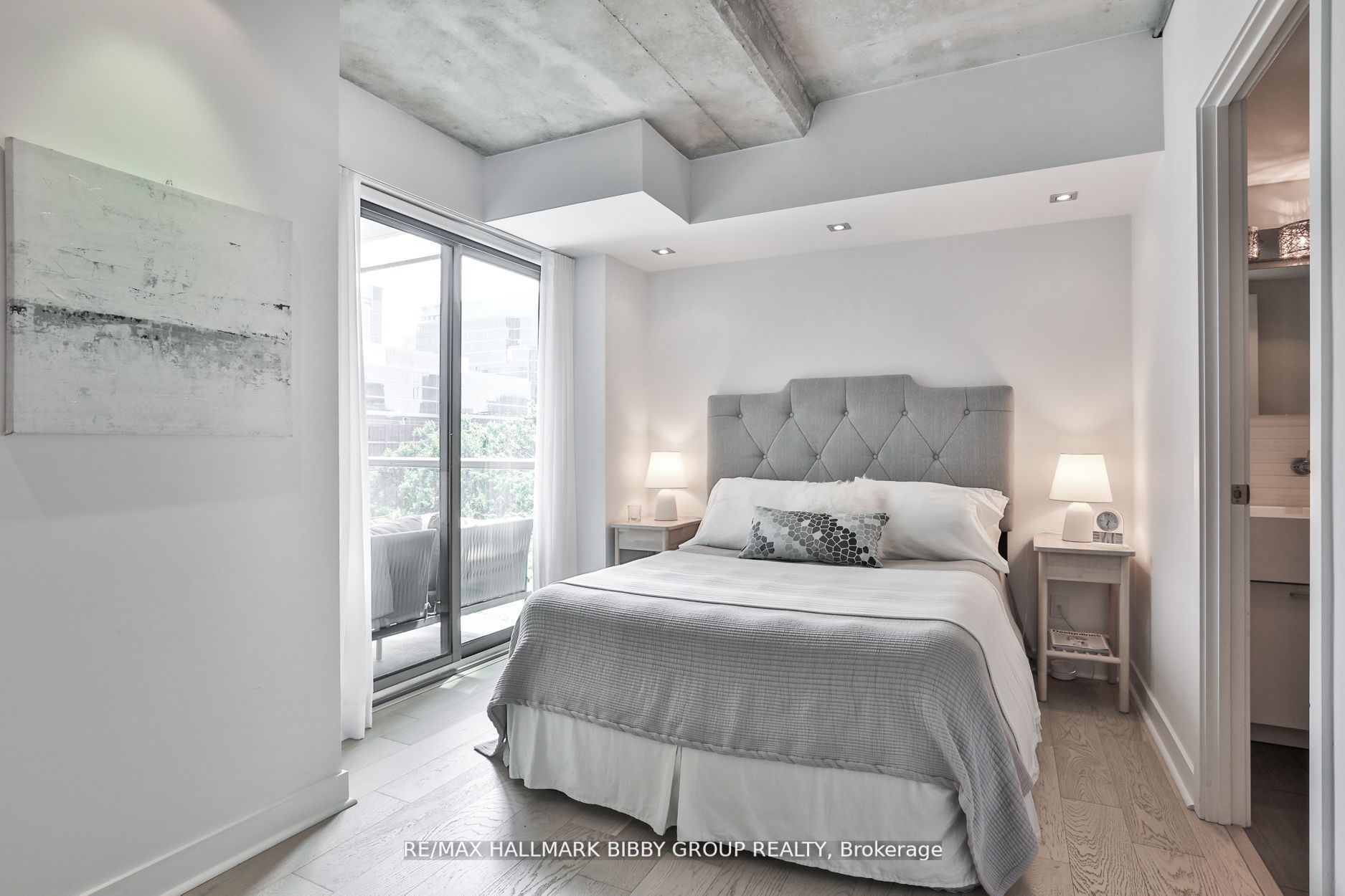 55 Stewart St, #637