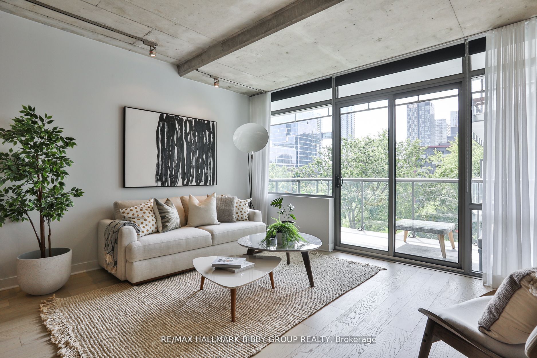 55 Stewart St, #637