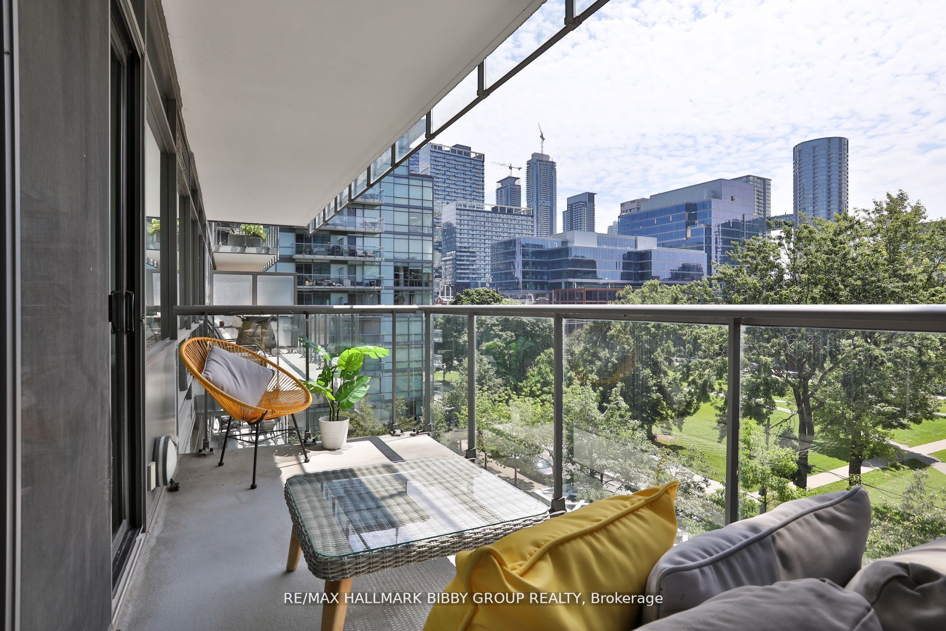 55 Stewart St, #637