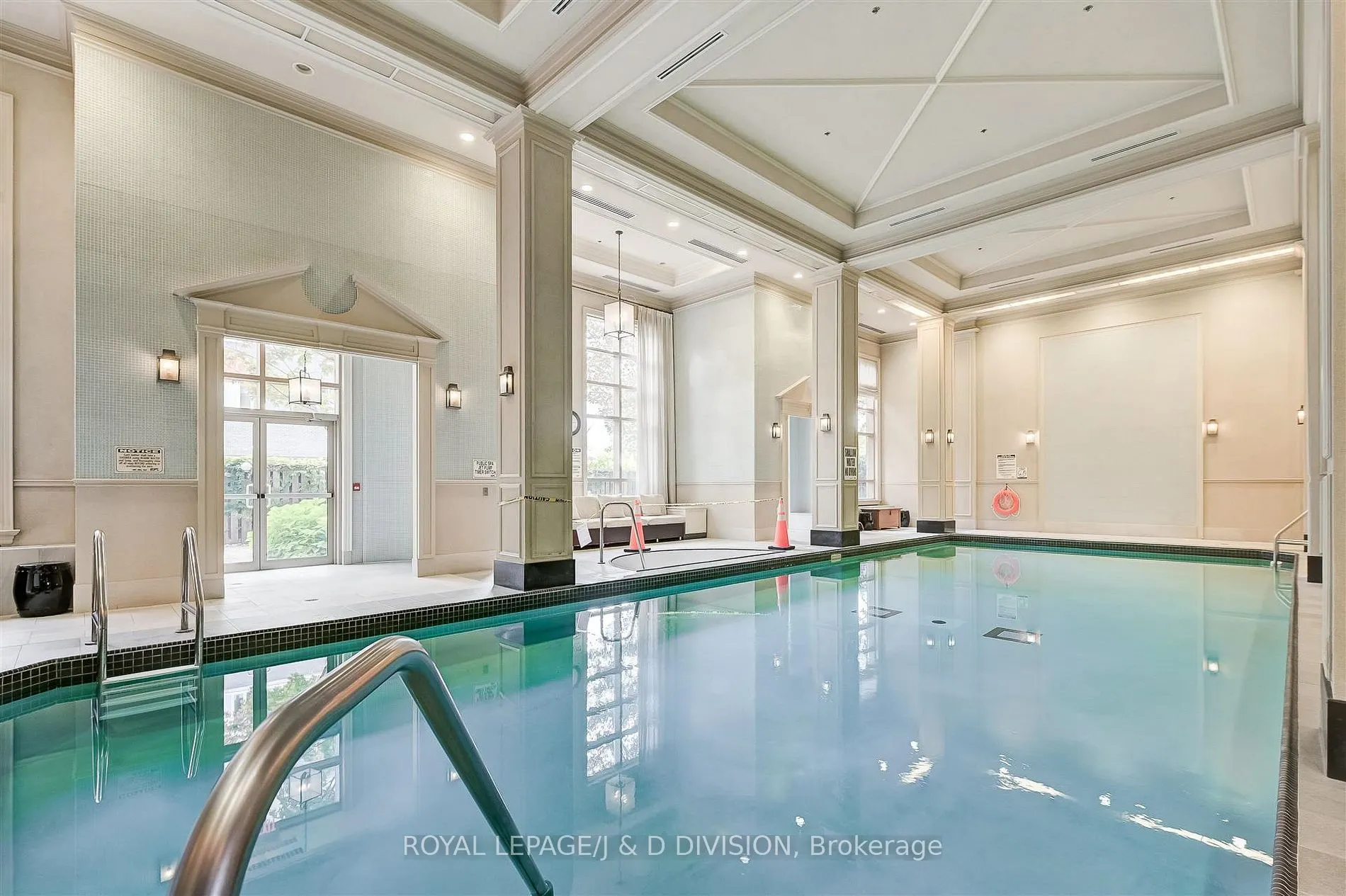 20 Burkebrook Pl, #426