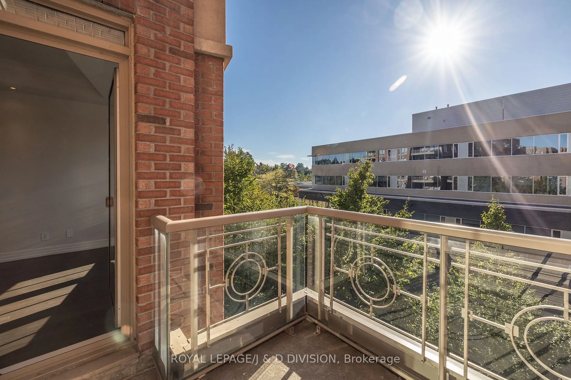 20 Burkebrook Pl, #426