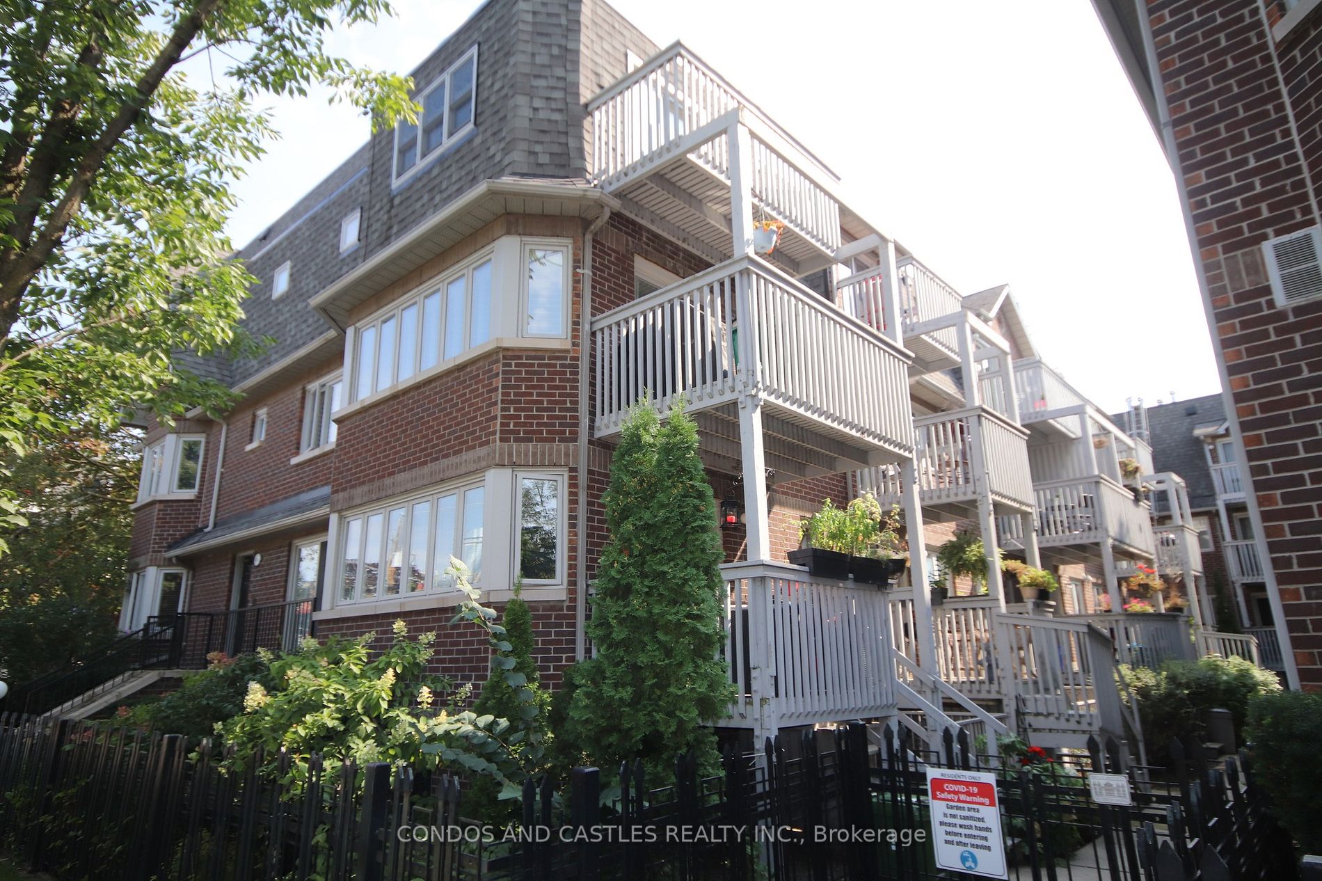 889C Adelaide St W, #22