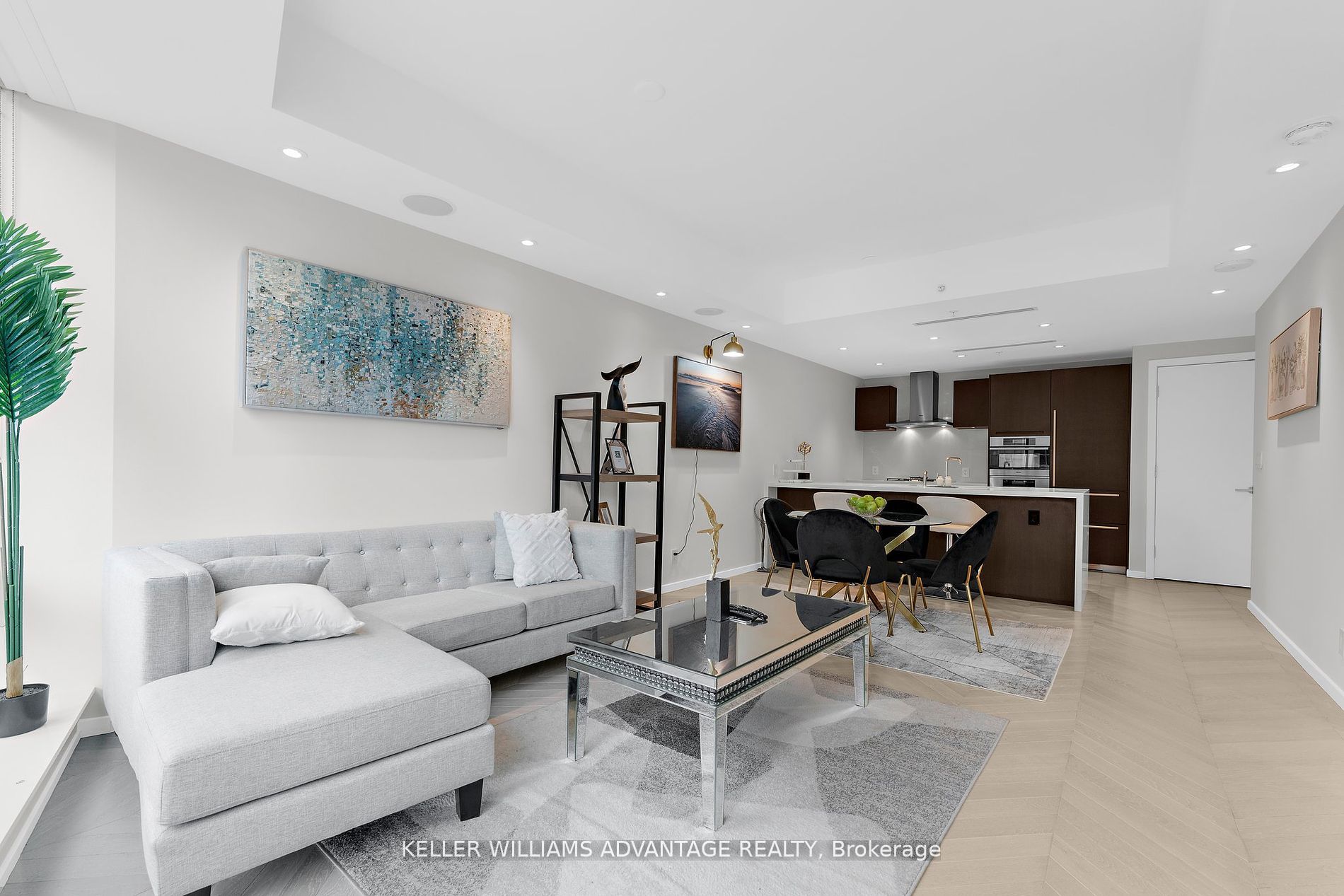 180 University Avenue, #2104