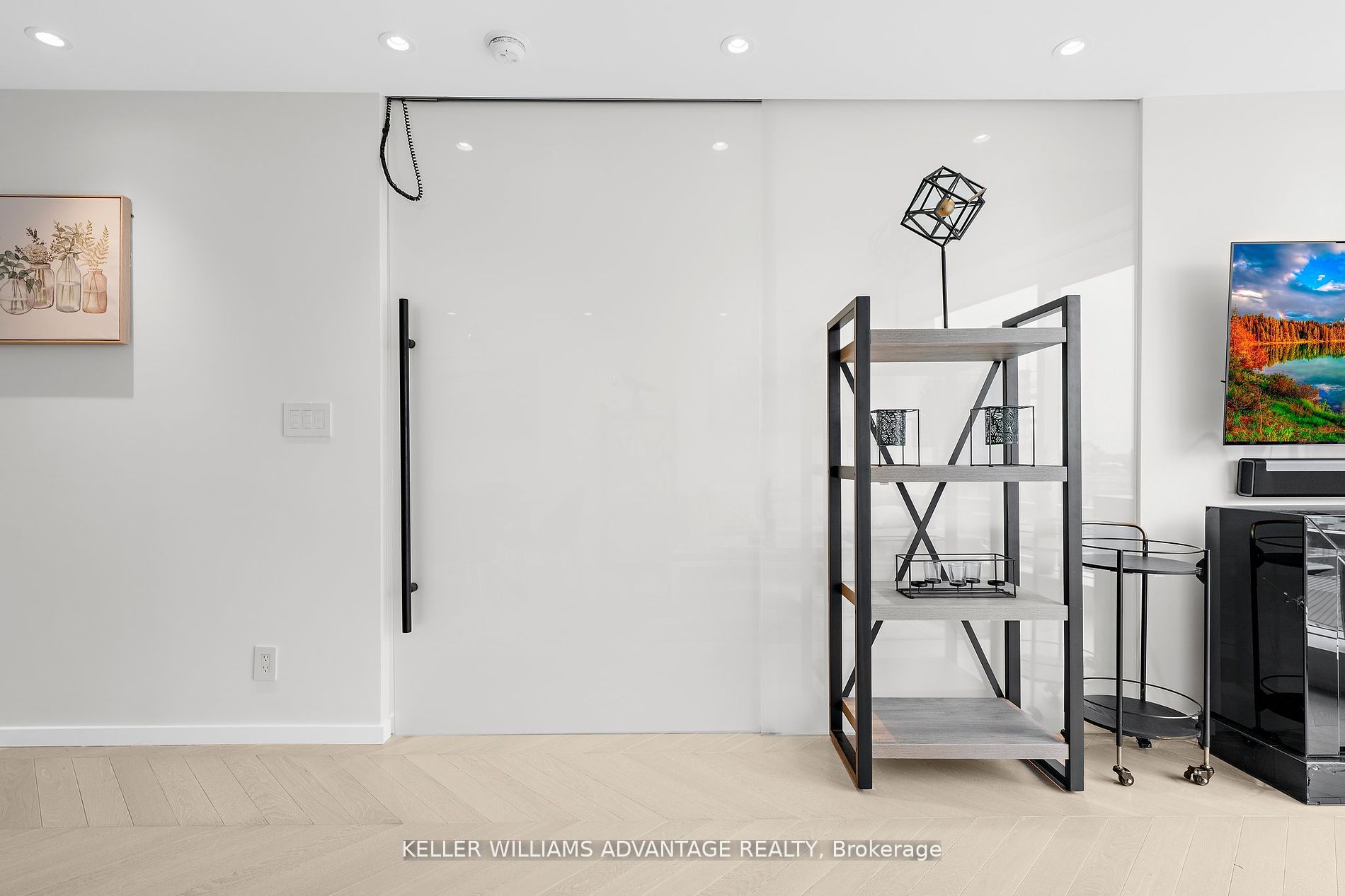 180 University Avenue, #2104