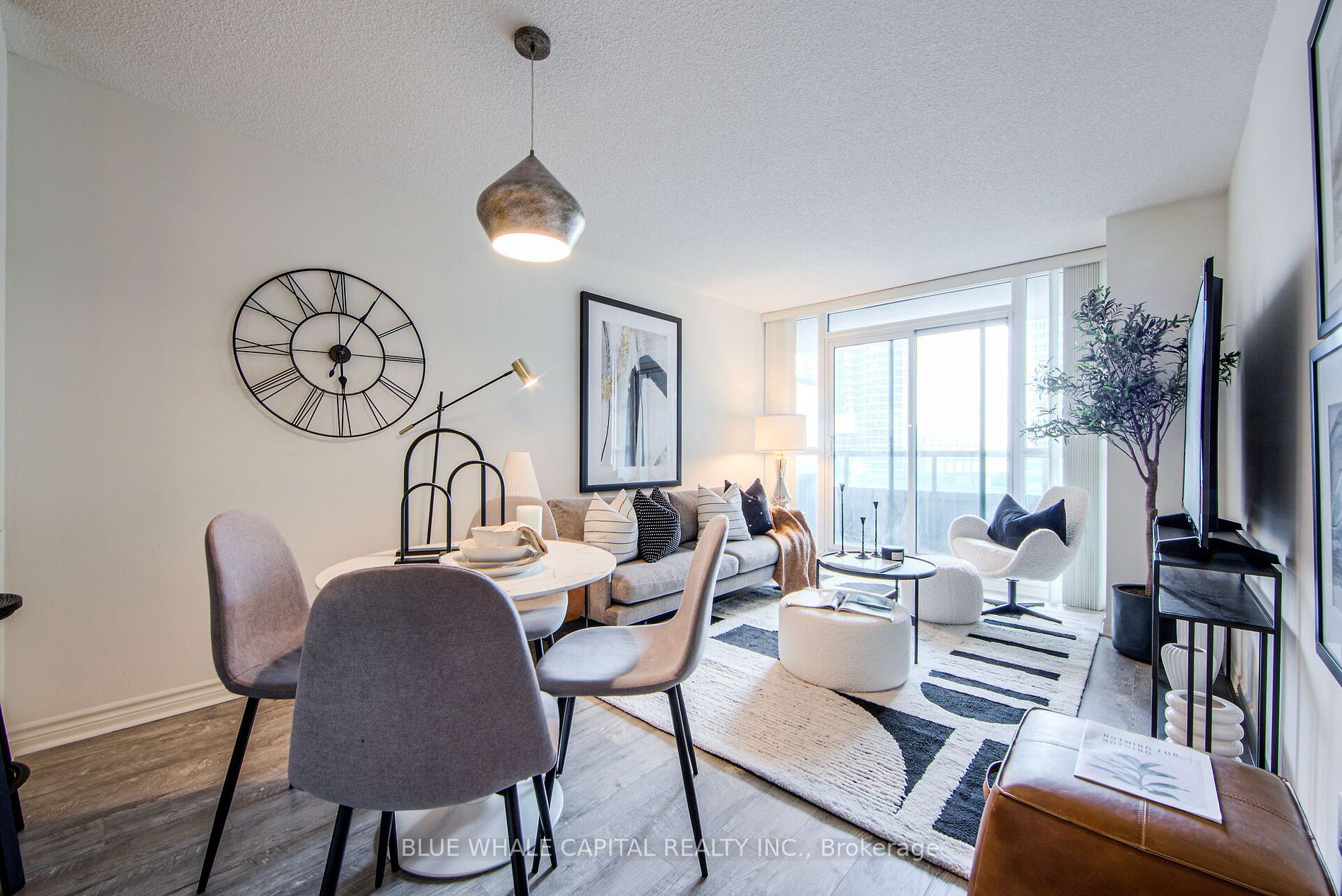 25 Lower Simcoe St, #1128
