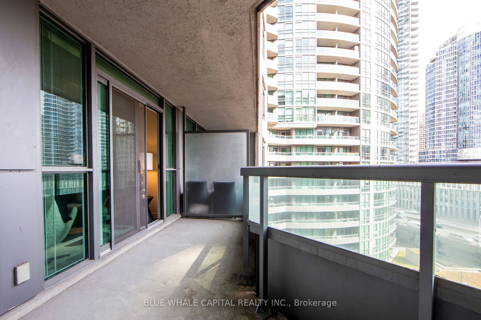 25 Lower Simcoe St, #1128