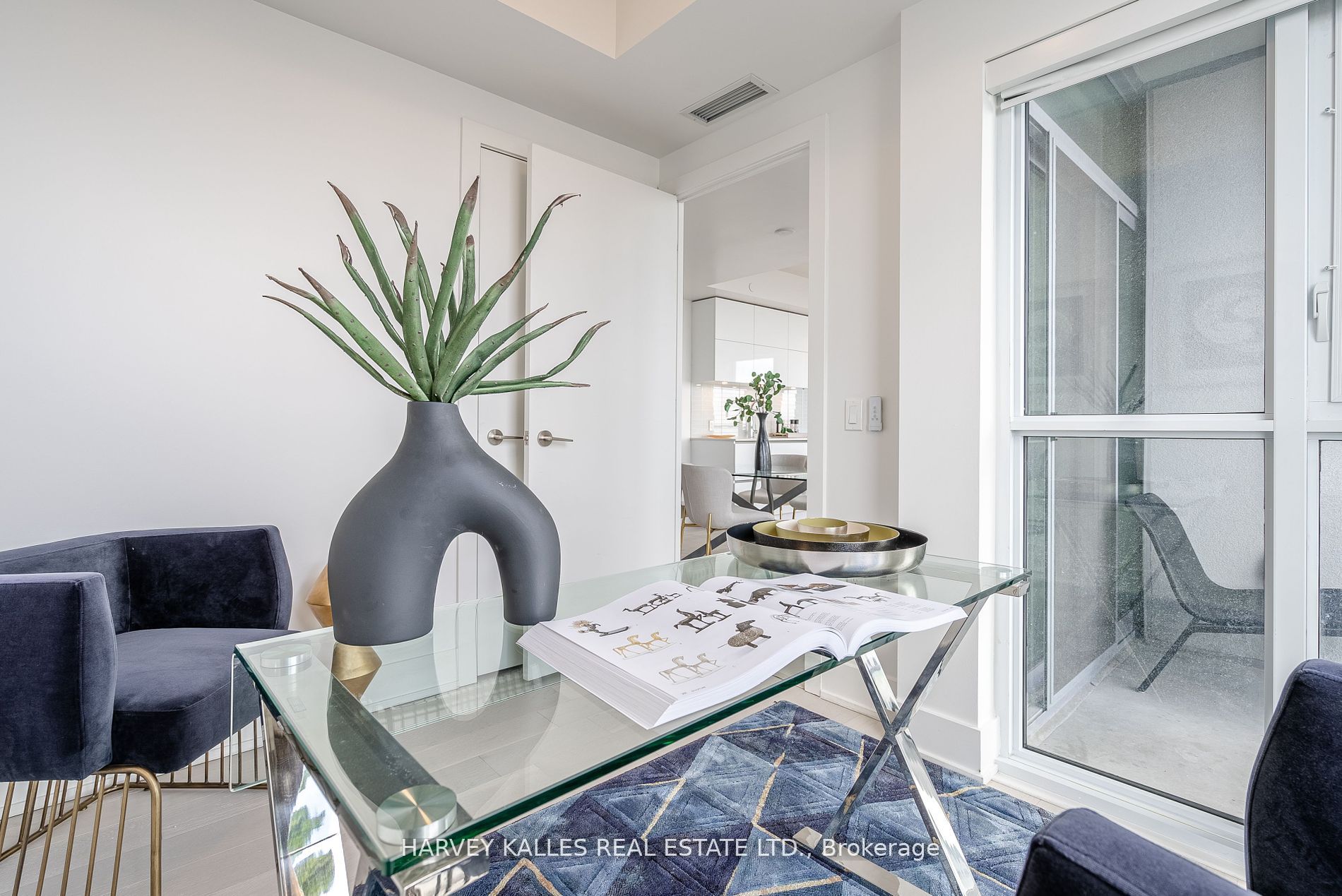 1 Yorkville Ave, #4101