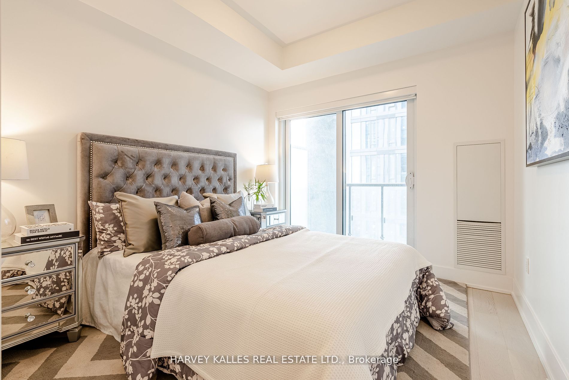 1 Yorkville Ave, #4101