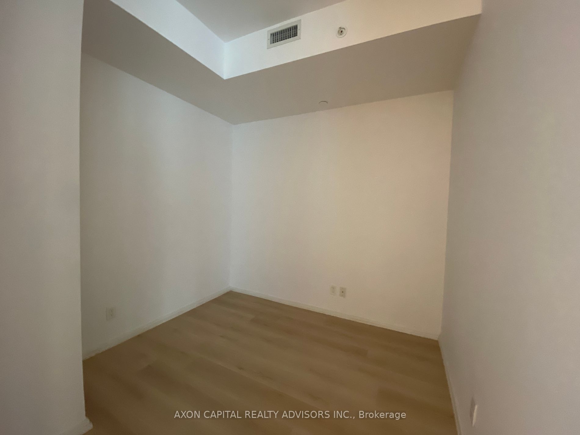 125 Peter St, #2007