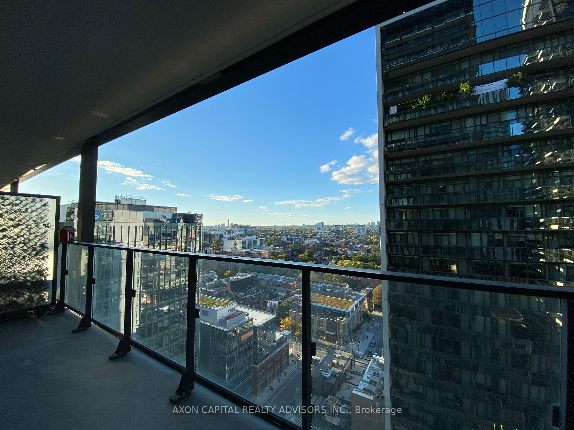 125 Peter St, #2007