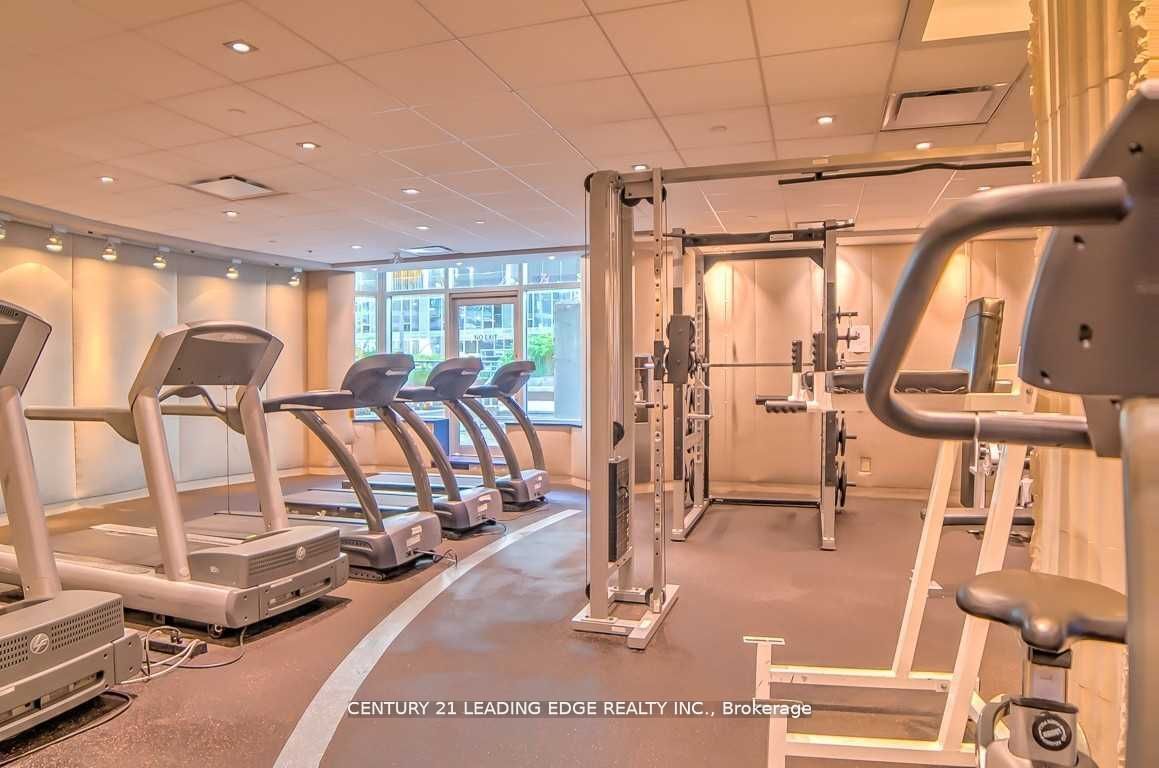 38 Elm St, #3305