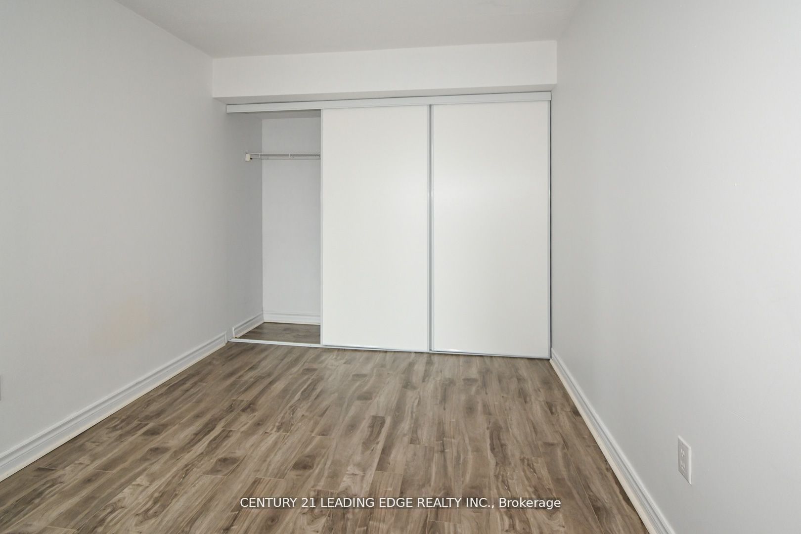 38 Elm St, #3305