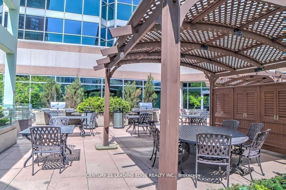 38 Elm St, #3305