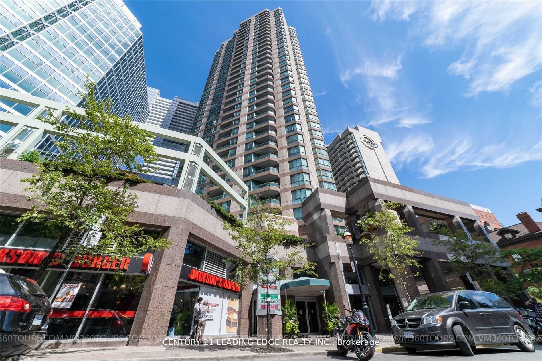 38 Elm St, #3305