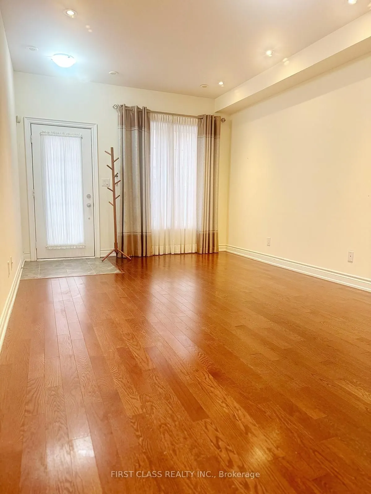 60 Hargrave Lane, #9