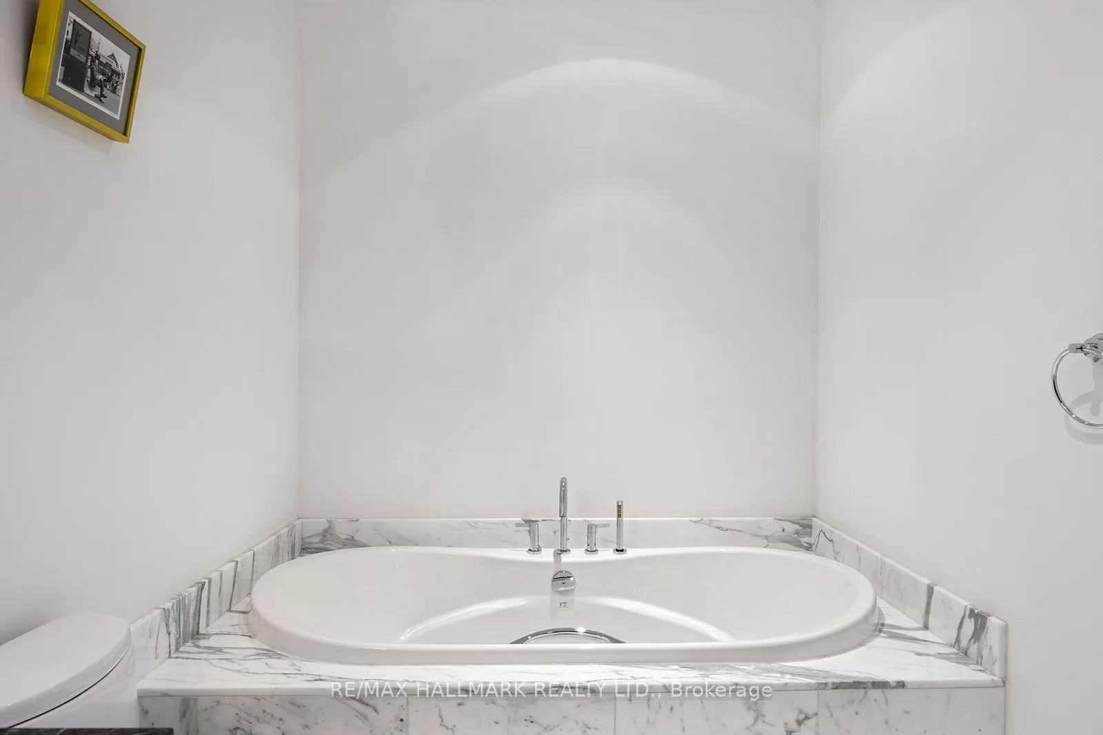 88 Davenport Rd, #308