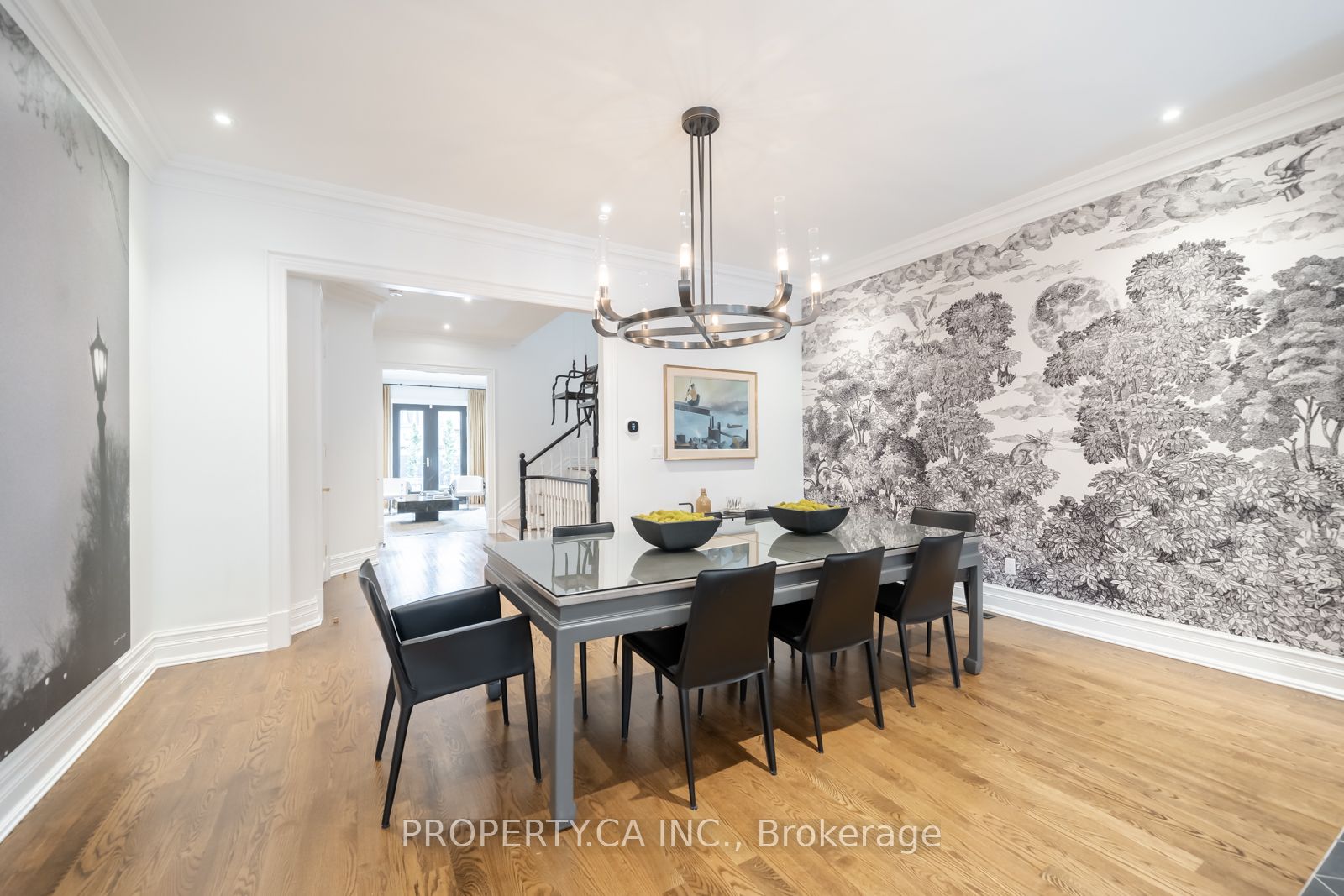 43 Bernard Ave