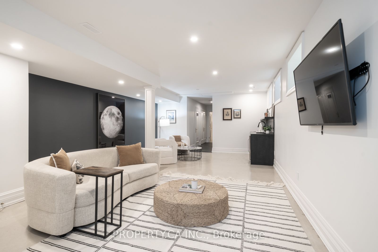 43 Bernard Ave