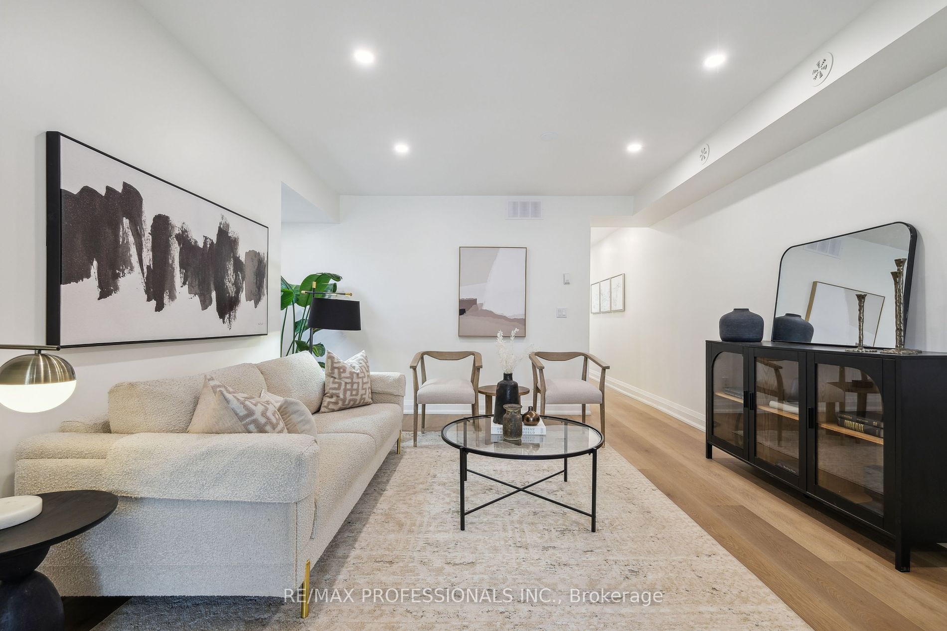 134 Argyle Street #2nd Flr