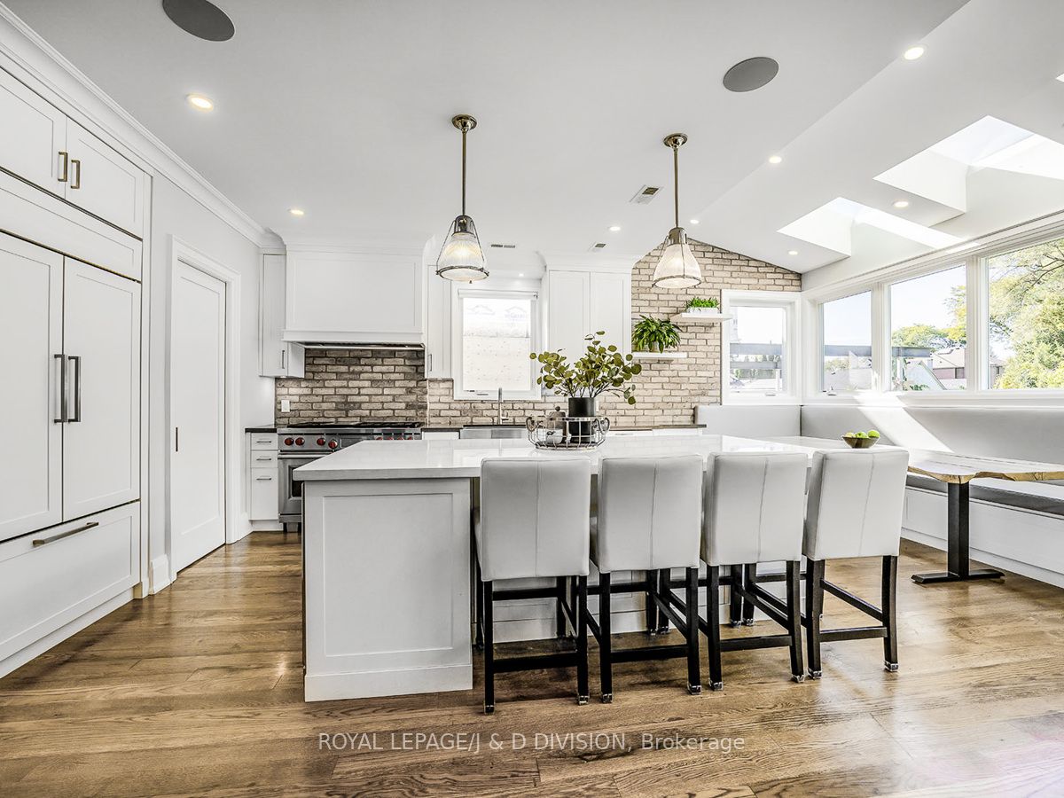 30 Broadleaf Road
