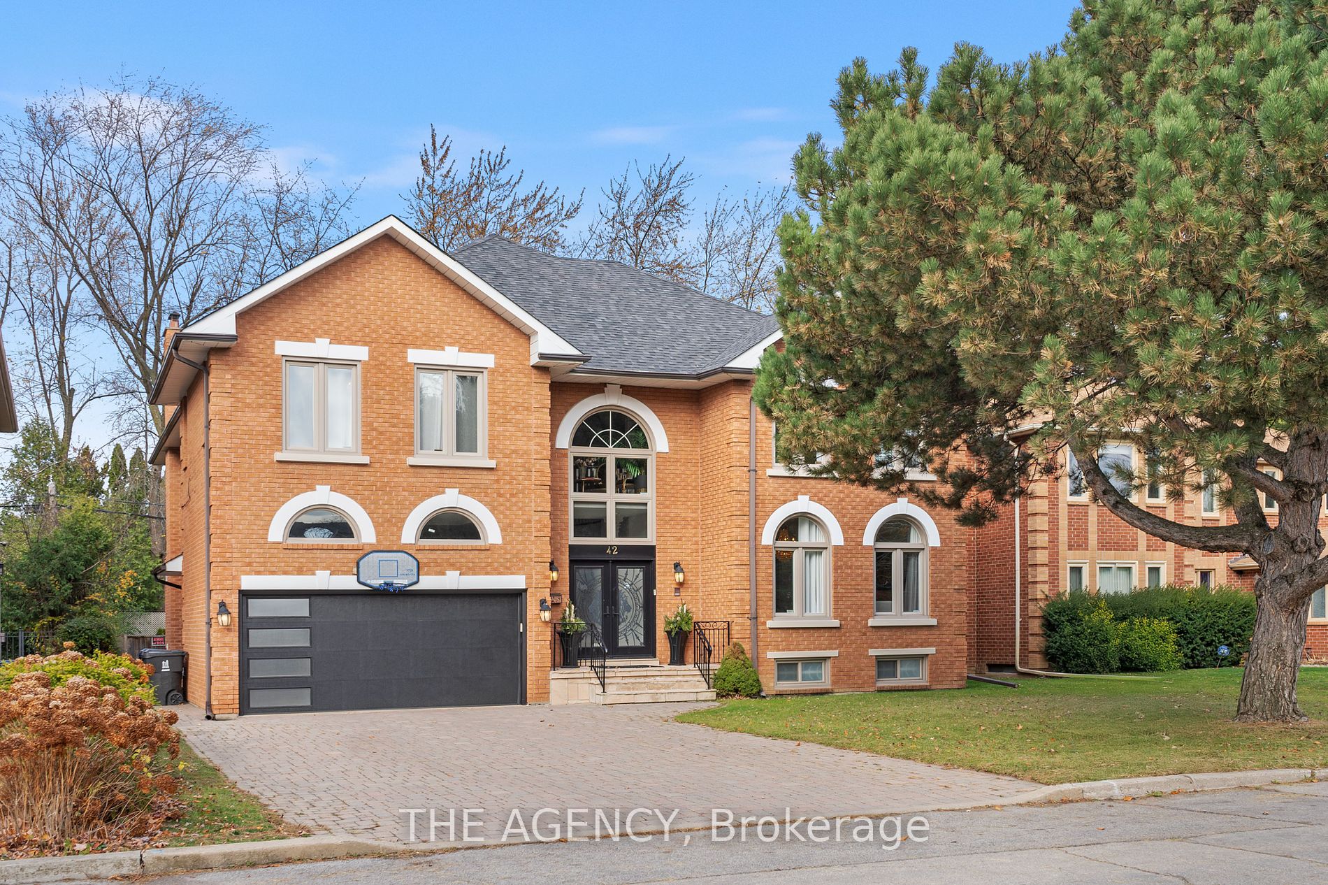 42 Grangemill Cres