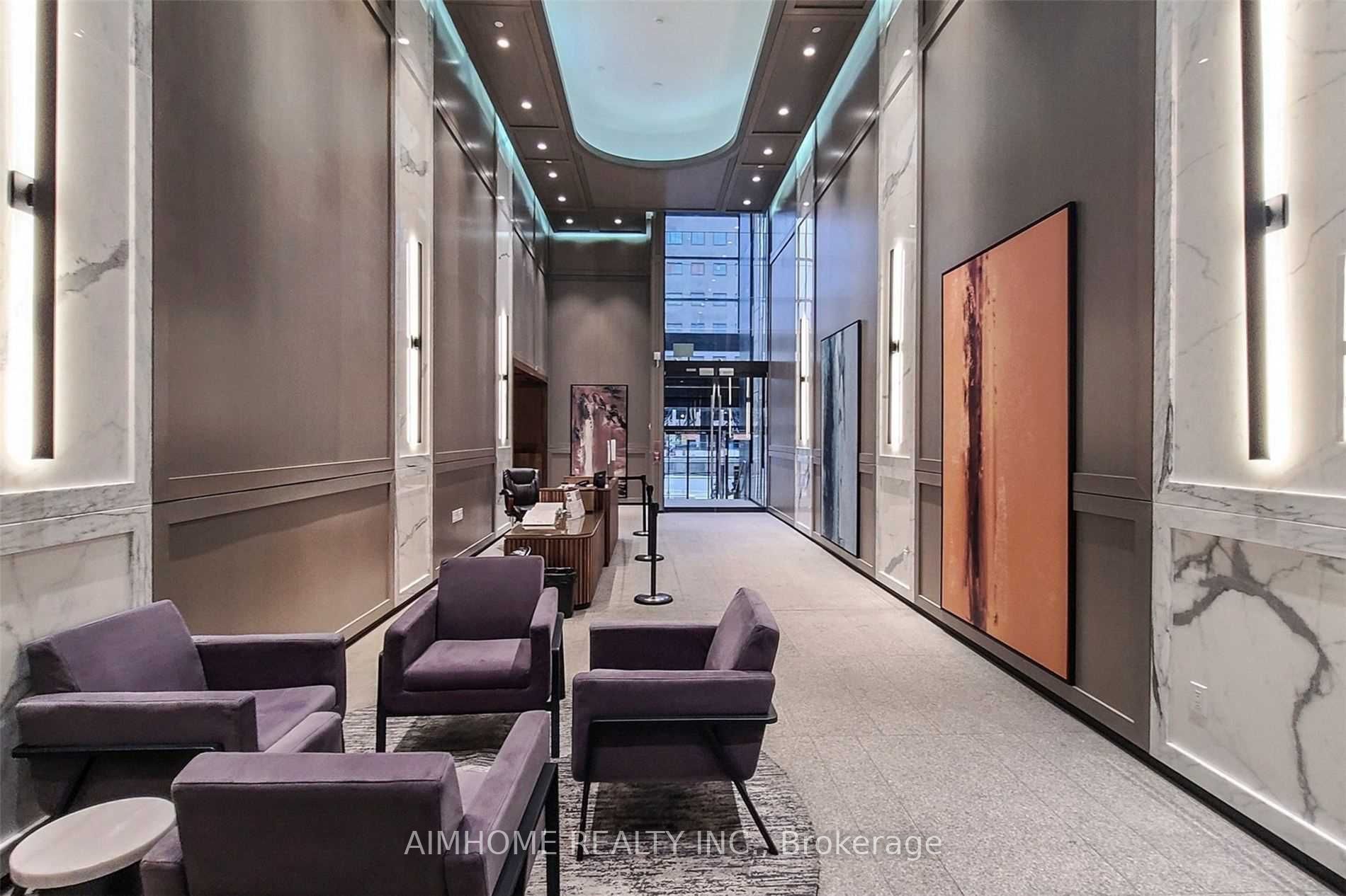 488 University Ave, #4703