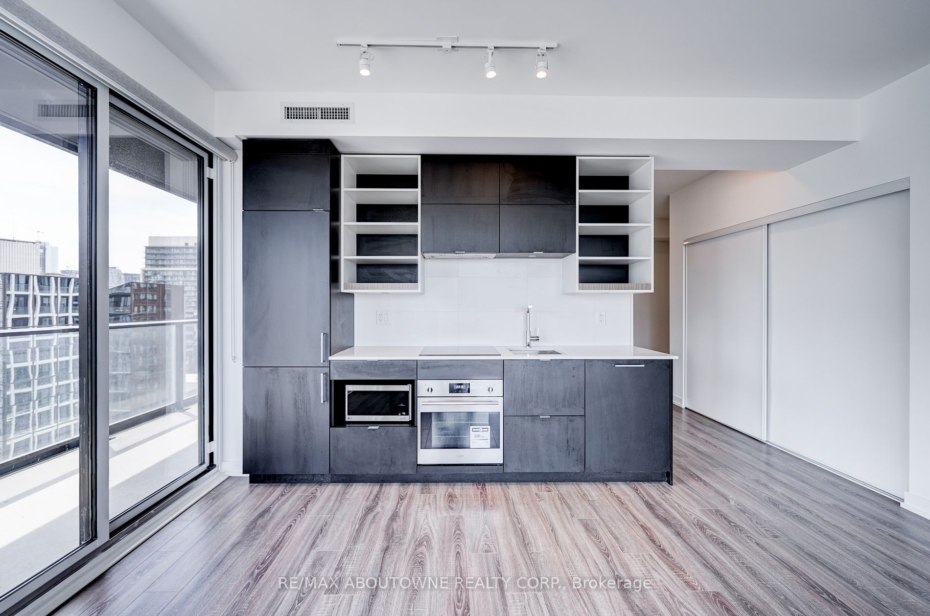 20 Edward St, #1503