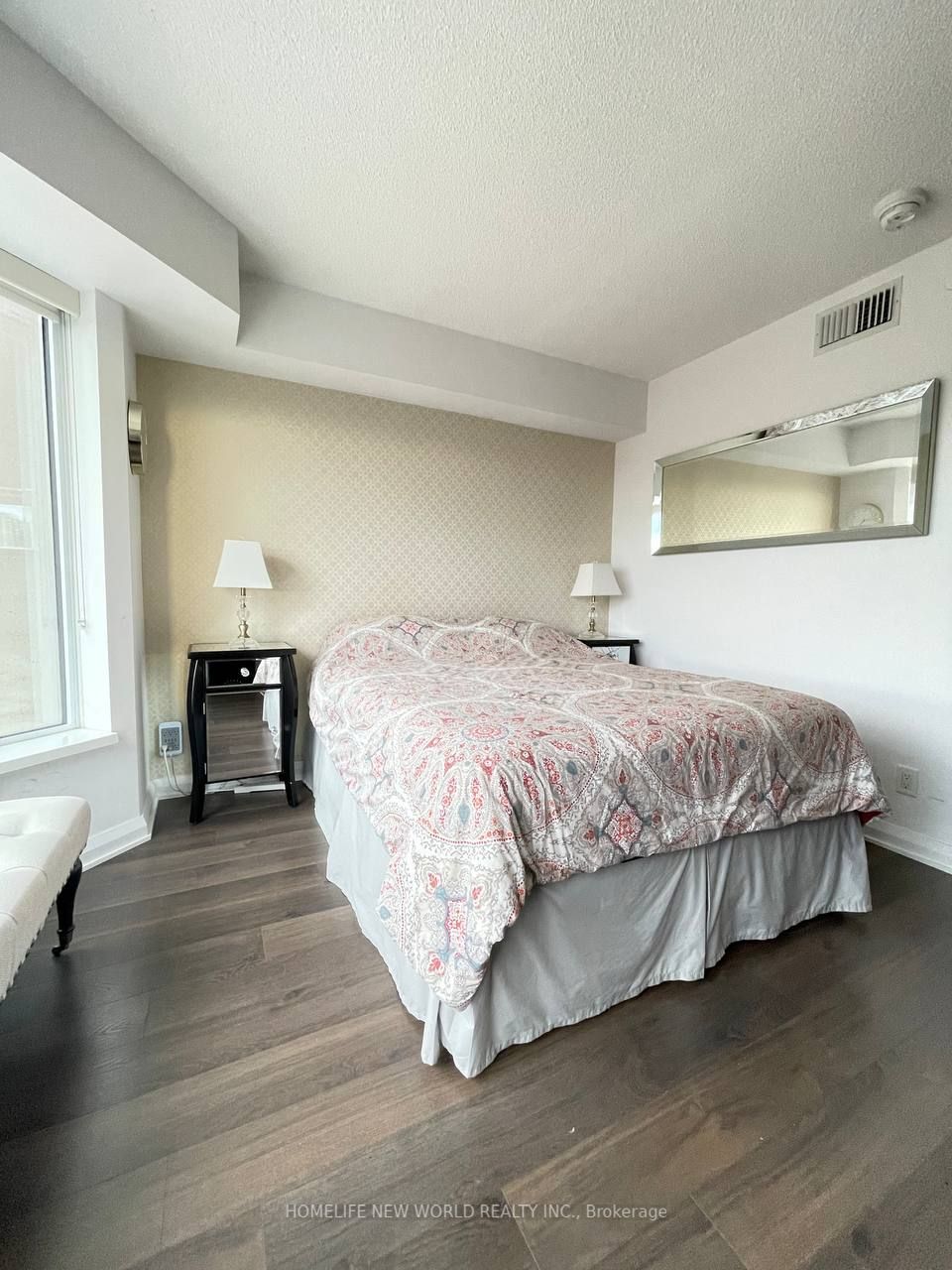 155 Yorkville Ave, #1003