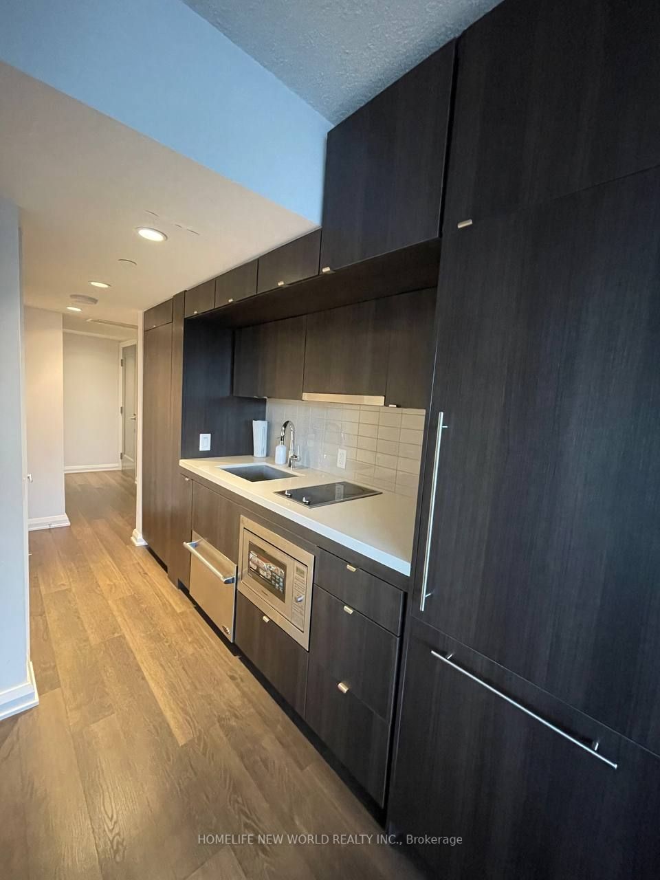 155 Yorkville Ave, #1003