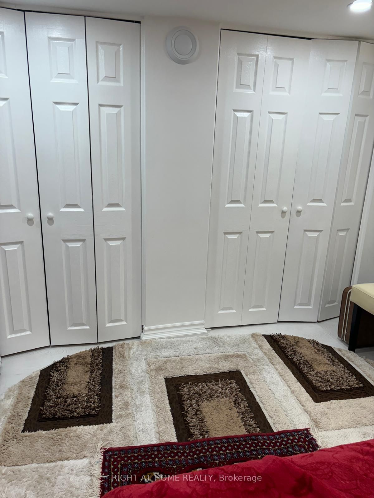 154 Davisville Ave, #Lower