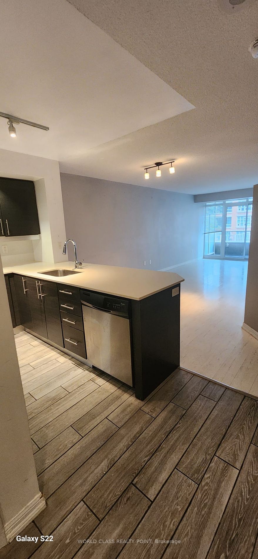 75 East Liberty St, #920