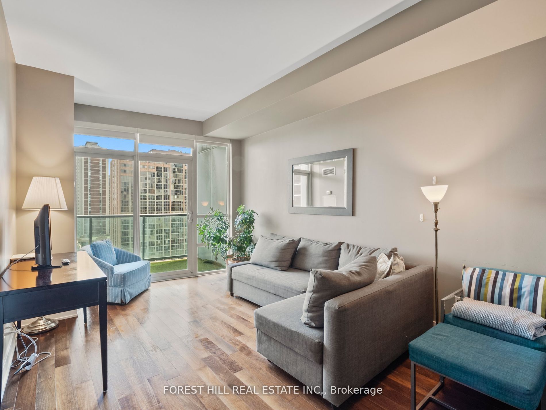 120 Homewood Ave, #1008