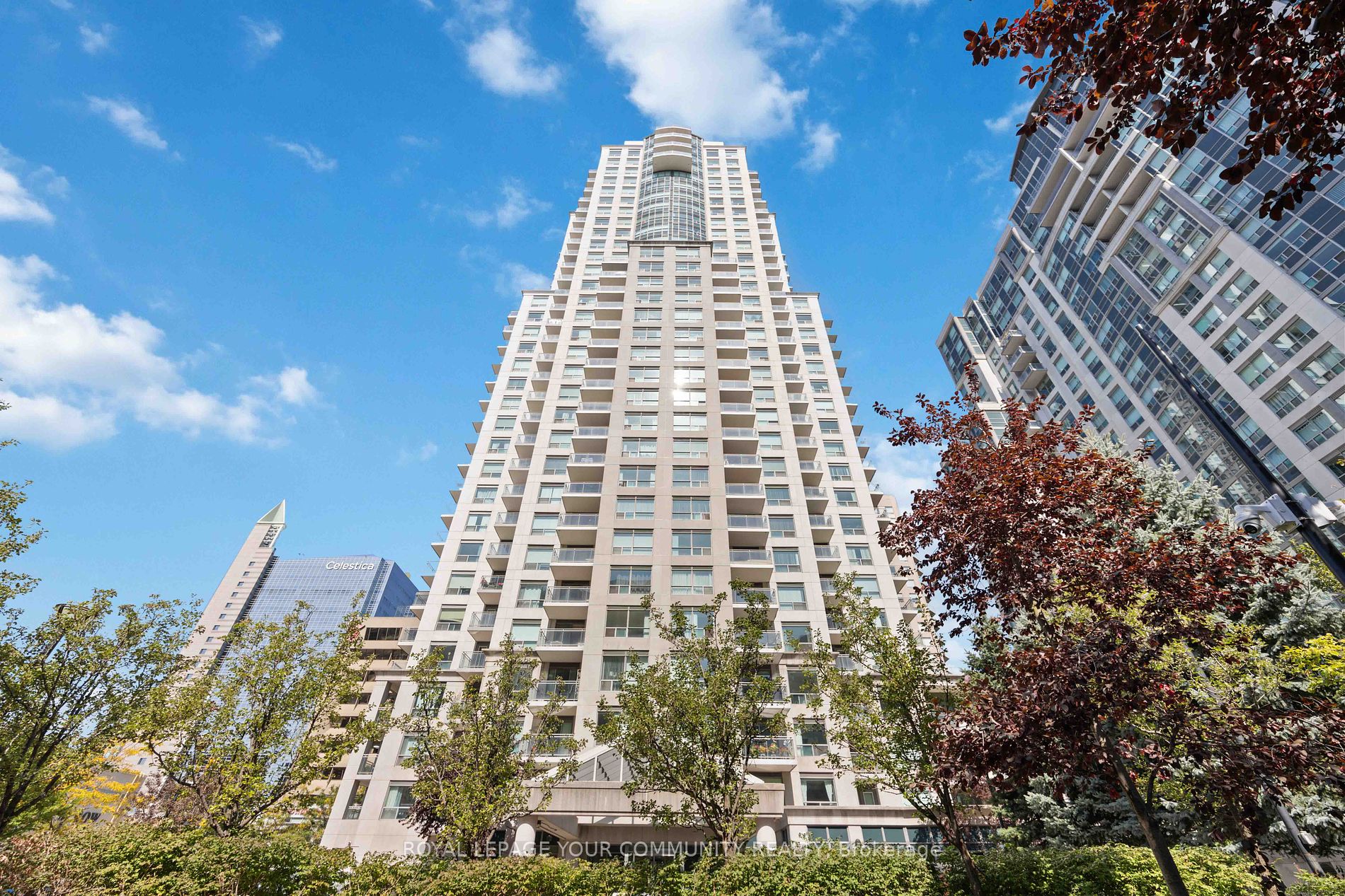 21 Hillcrest Ave, #404
