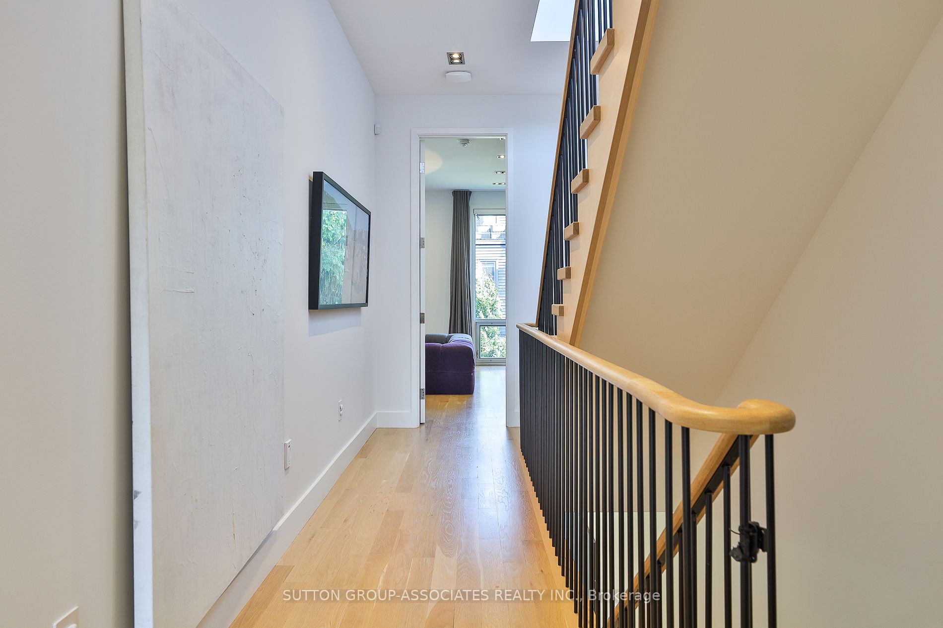 22 Mitchell Ave
