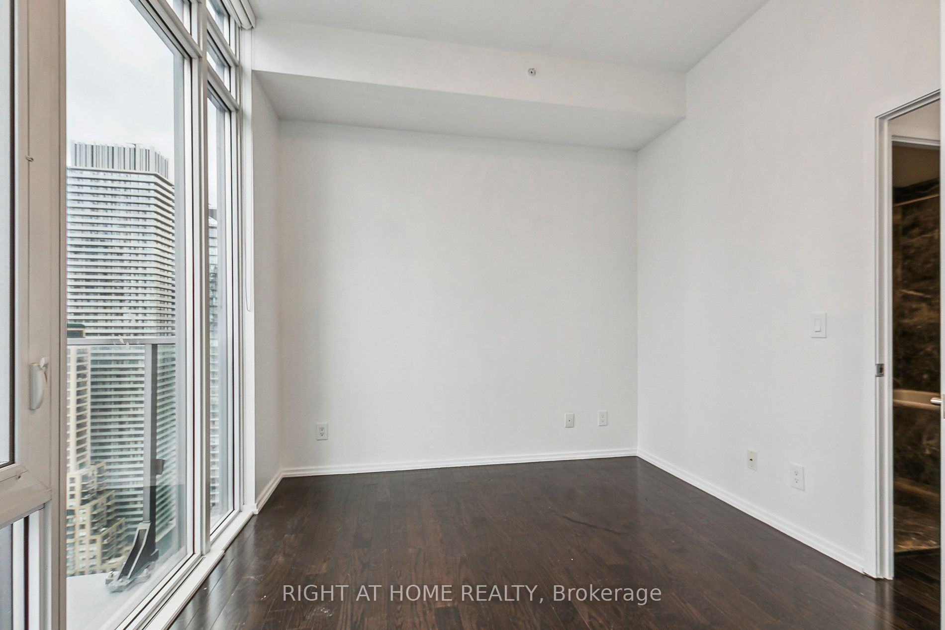 75 St Nicholas St, #3506